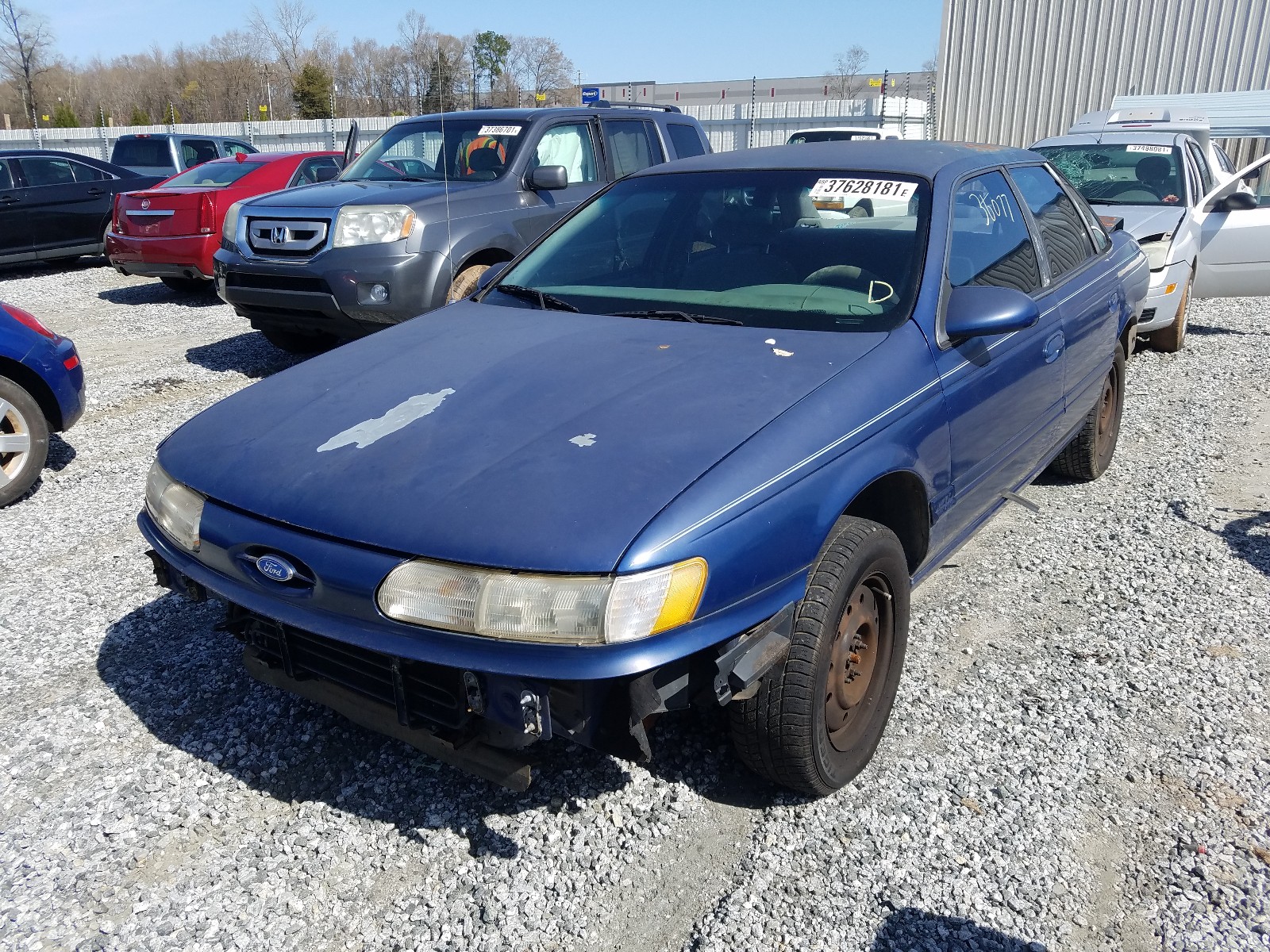 Photo 2 from auction – 1994 FORD TAURUS GL with VIN 1FALP52U5RA103921
