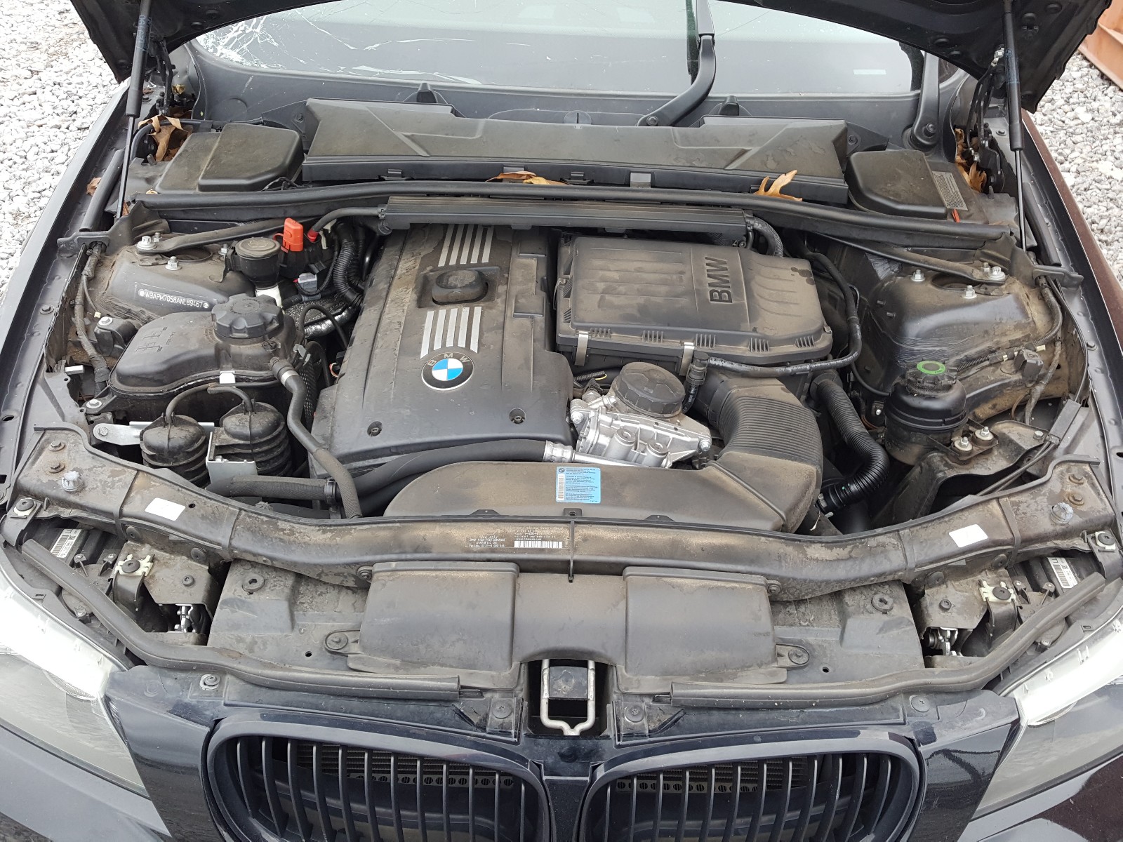 Photo 7 from auction – 2010 BMW 335 I with VIN WBAPM7G58ANL89467