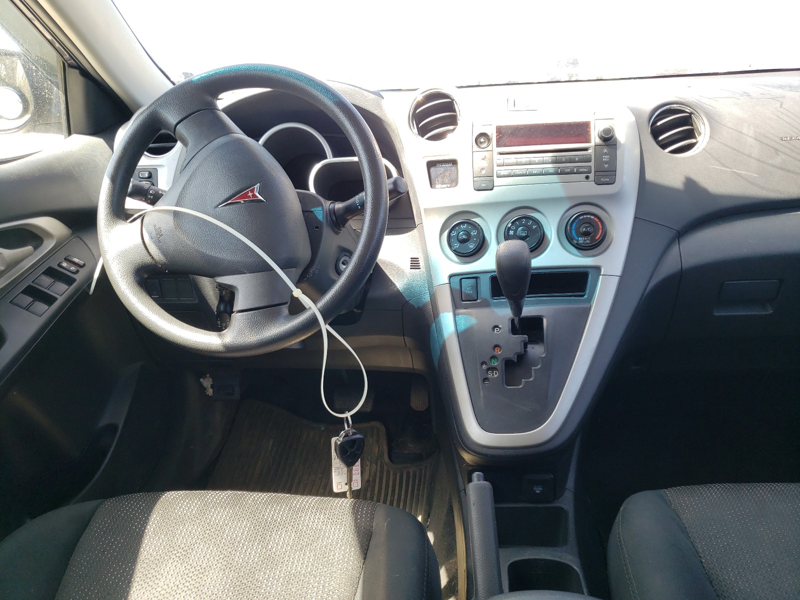 Photo 9 from auction – 2009 PONTIAC VIBE with VIN 5Y2SP67069Z478199