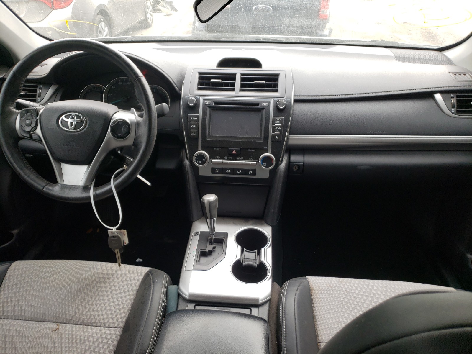 Photo 9 from auction – 2014 TOYOTA CAMRY L with VIN 4T1BF1FK9EU383499