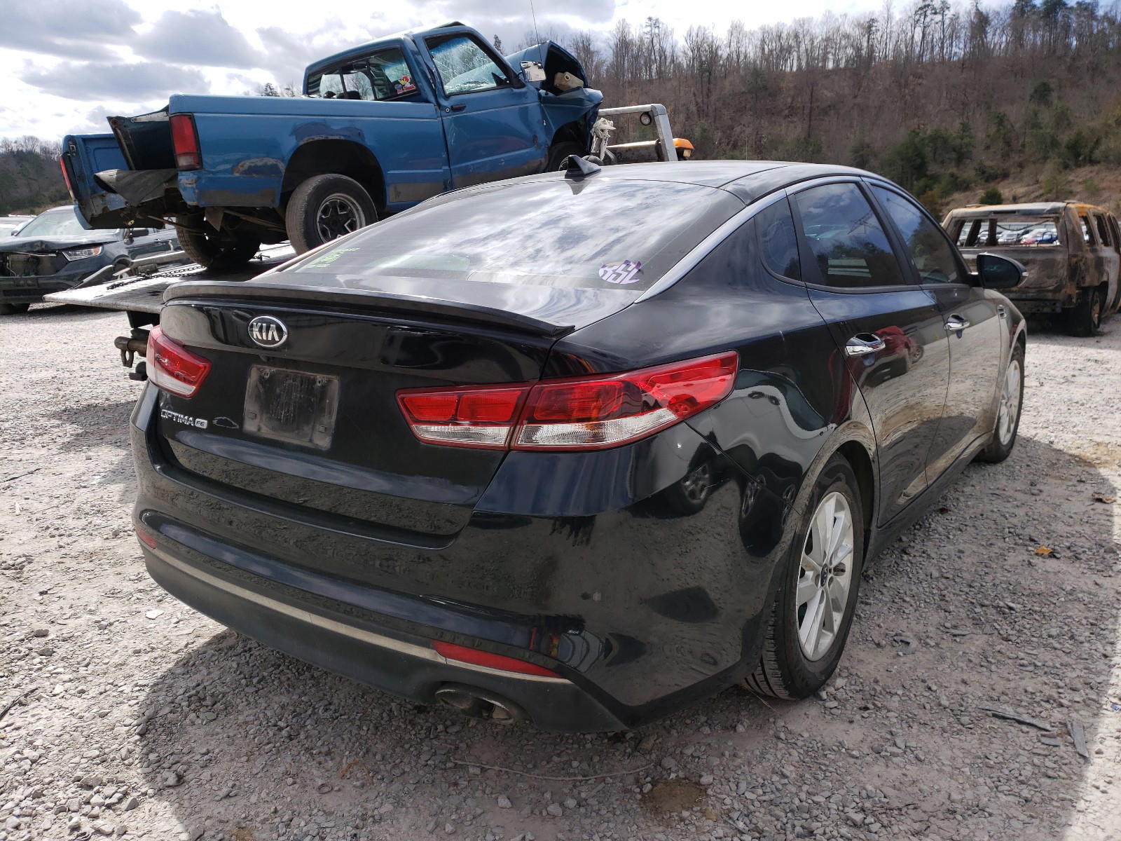 Photo 4 from auction – 2016 KIA OPTIMA LX with VIN KNAGT4L31G5117051
