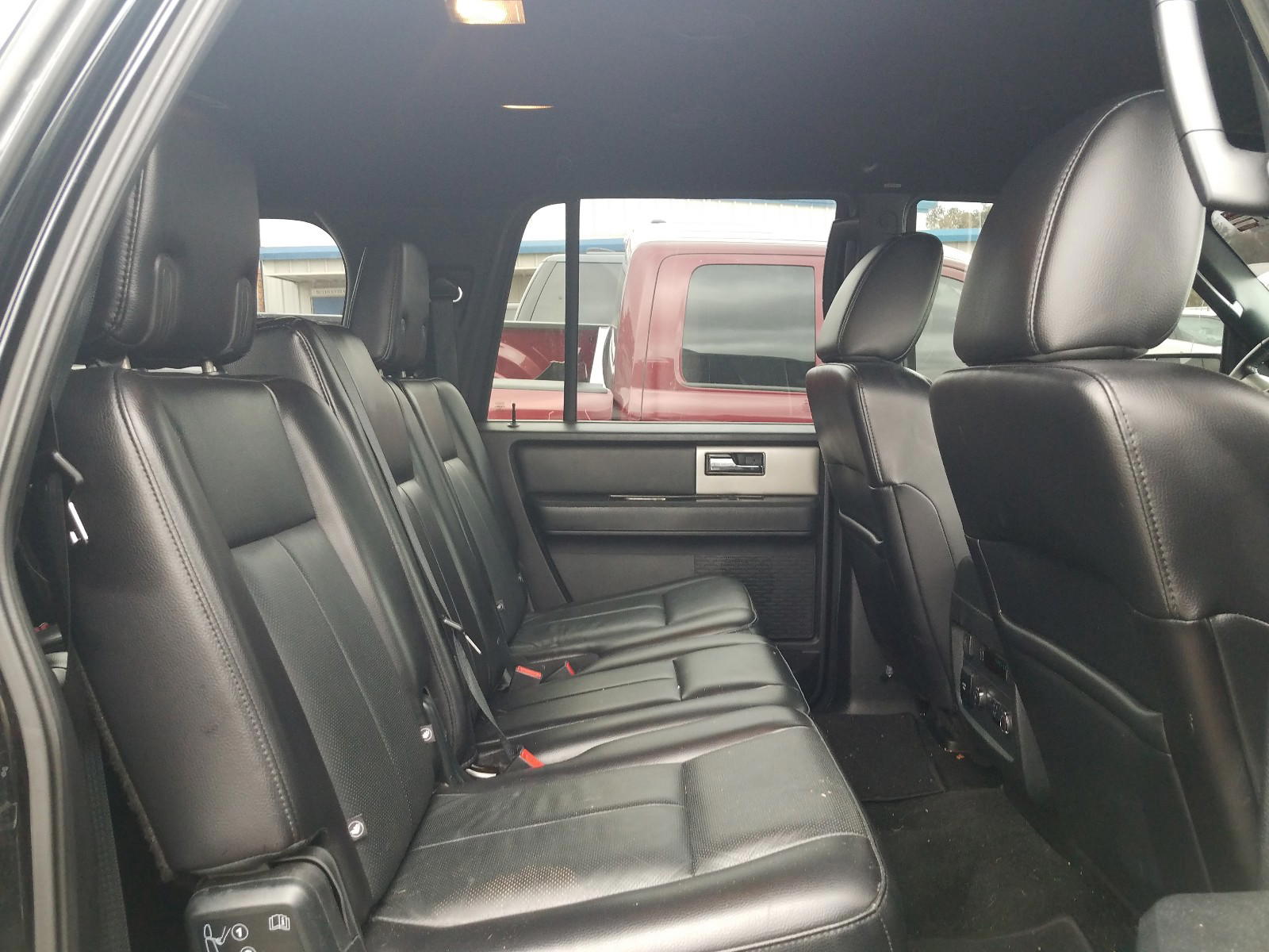 Photo 6 from auction – 2017 FORD EXPEDITION with VIN 1FMJK2ATXHEA26778