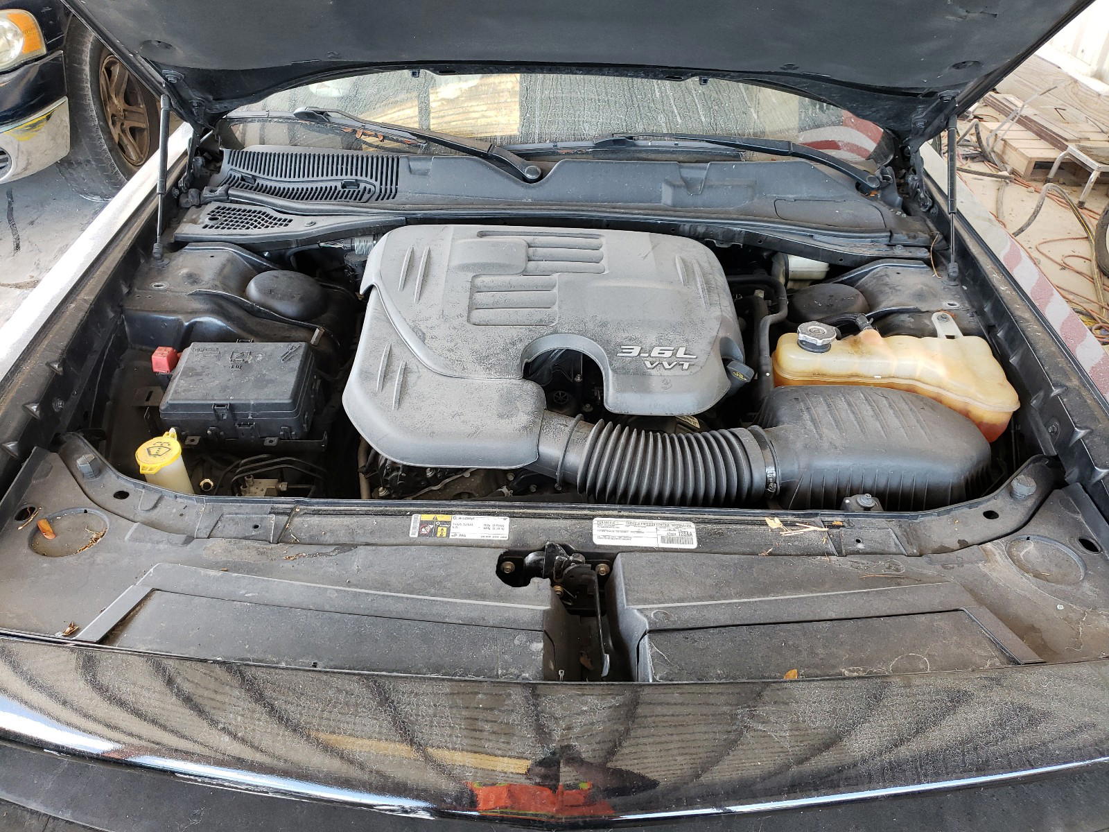 Photo 7 from auction – 2015 DODGE CHALLENGER with VIN 2C3CDZAG6FH739769