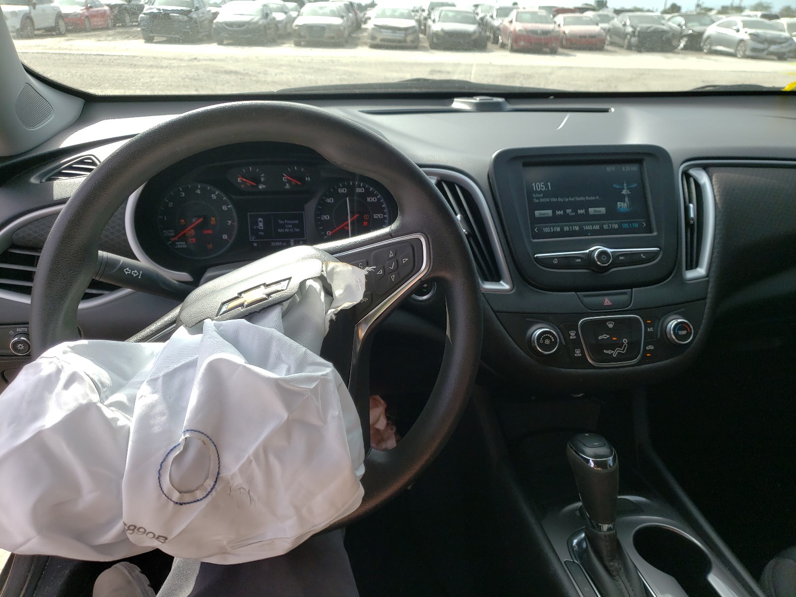 Photo 9 from auction – 2018 CHEVROLET MALIBU LS with VIN 1G1ZB5ST4JF211134