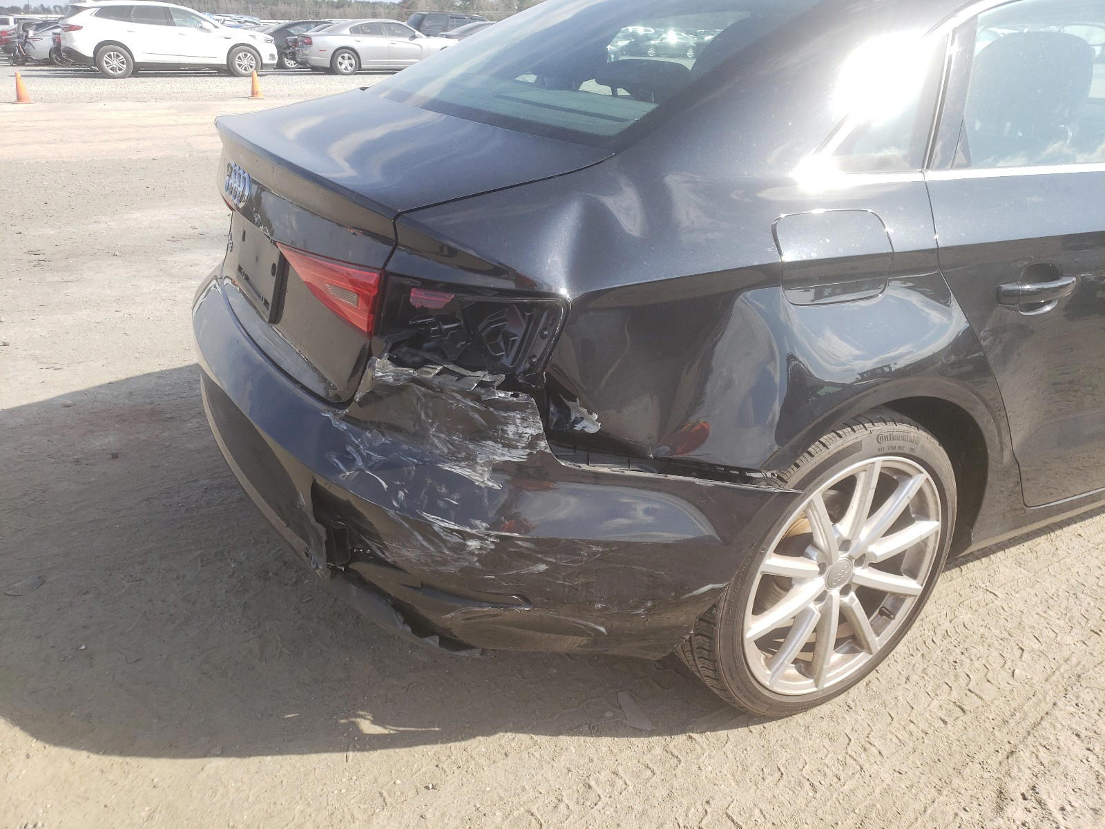 Photo 9 from auction – 2015 AUDI A3 PREMIUM with VIN WAUACGFF9F1013619
