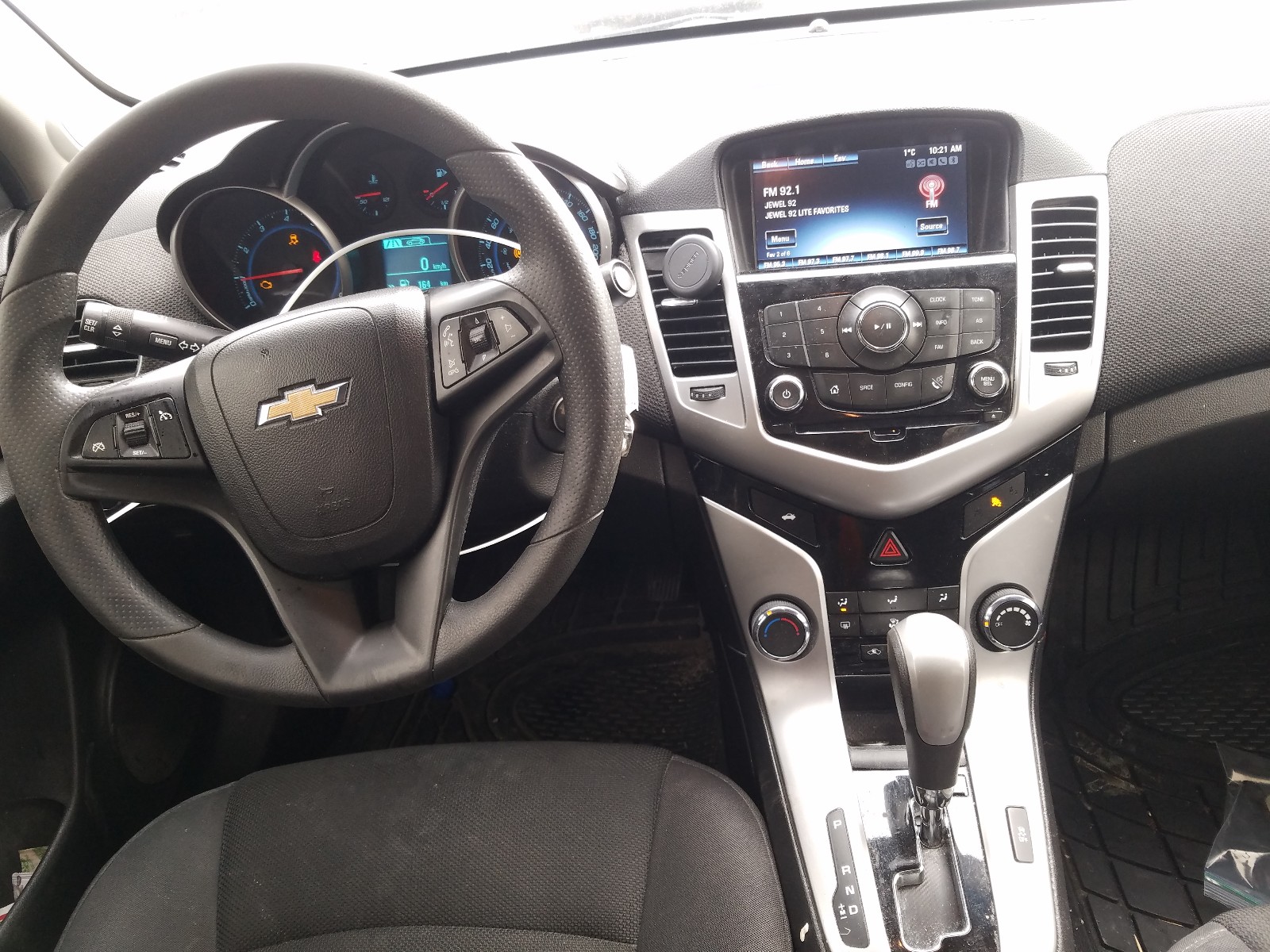 Photo 9 from auction – 2015 CHEVROLET CRUZE LT with VIN 1G1PC5SB3F7157578