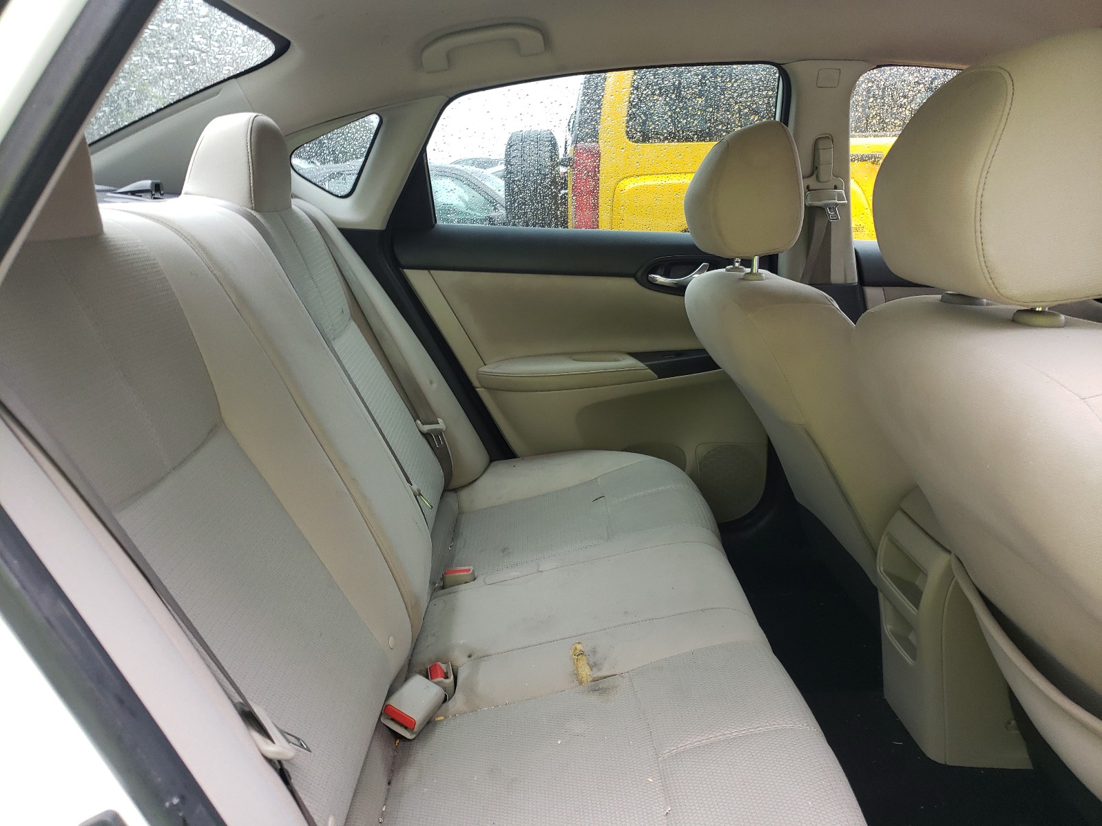 Photo 6 from auction – 2017 NISSAN SENTRA S with VIN 3N1AB7AP9HY225413