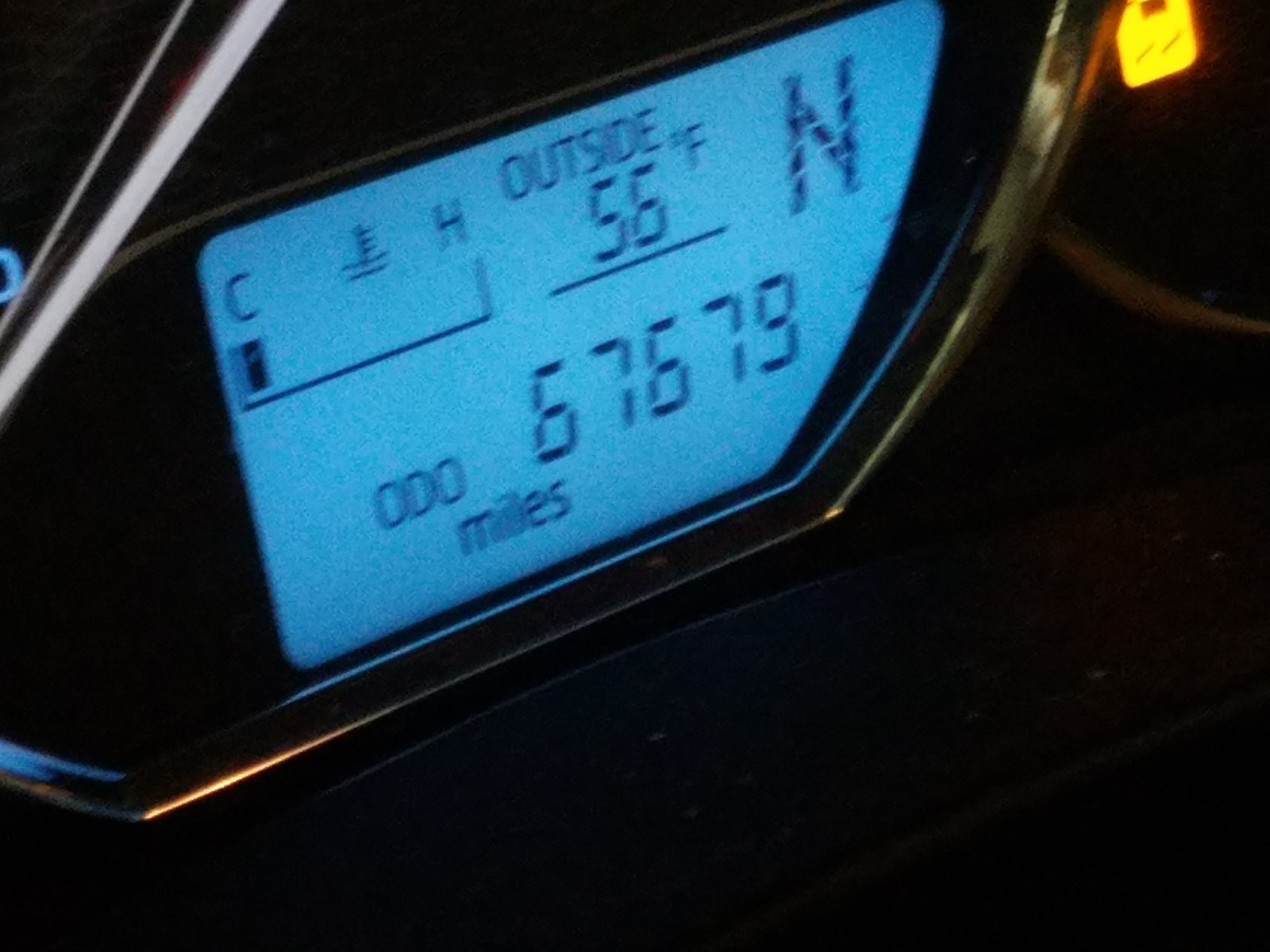 Photo 8 from auction – 2014 TOYOTA COROLLA L with VIN 2T1BURHE9EC150154