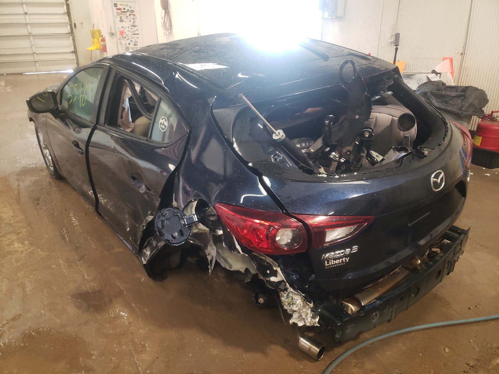 Photo 3 from auction – 2018 MAZDA 3 SPORT with VIN 3MZBN1K76JM204520