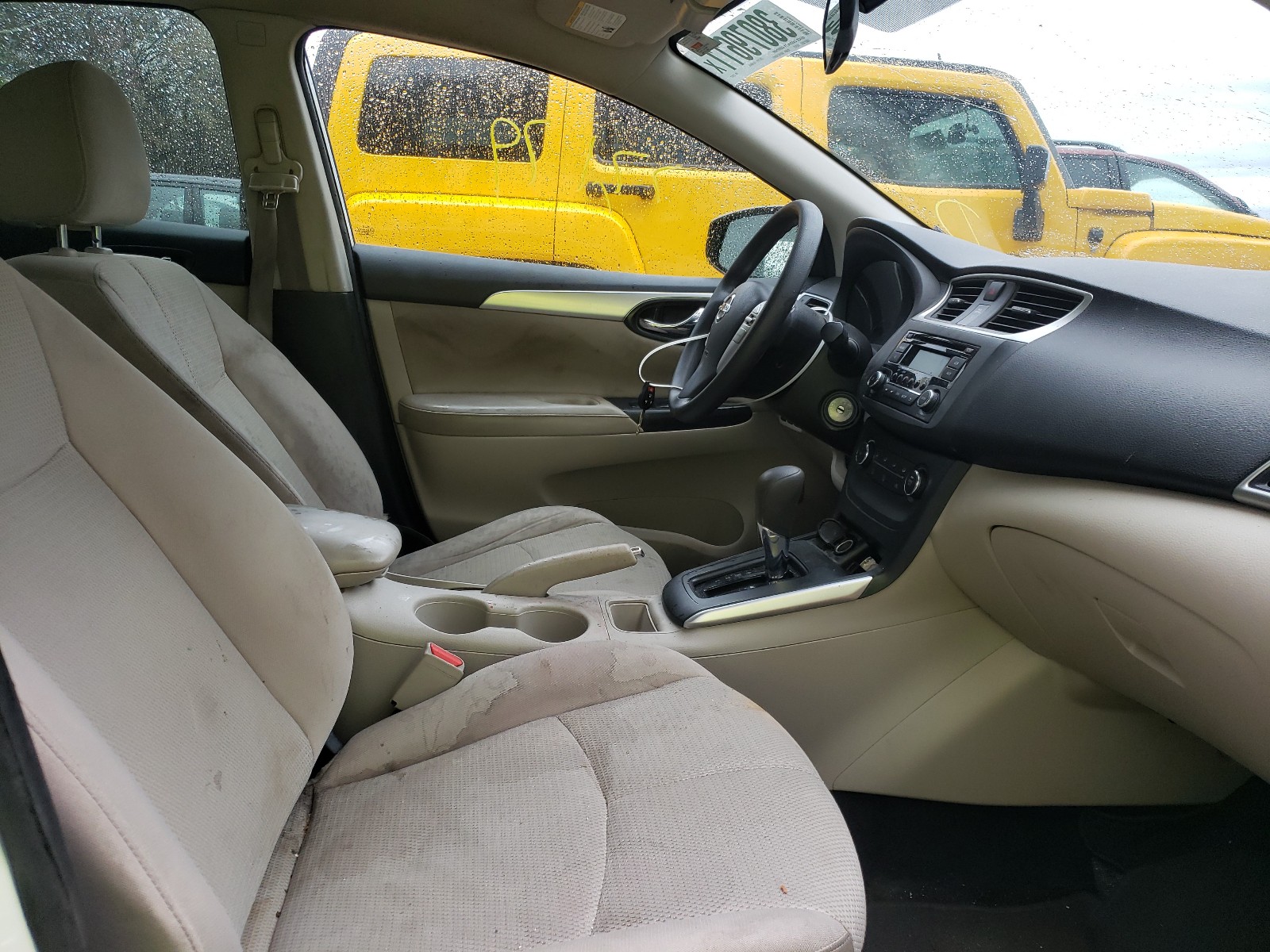 Photo 5 from auction – 2017 NISSAN SENTRA S with VIN 3N1AB7AP9HY225413