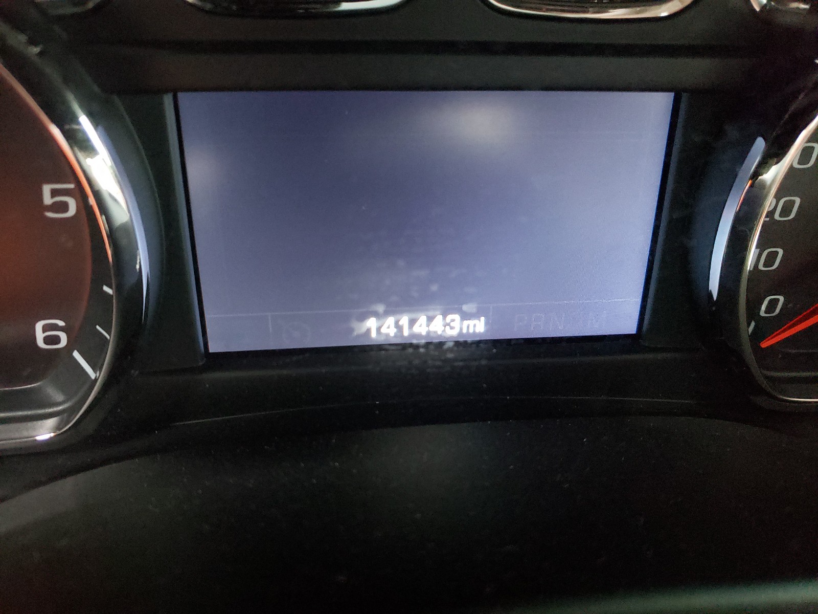 Photo 8 from auction – 2015 CHEVROLET TAHOE with VIN 1GNSKCKC8FR244440