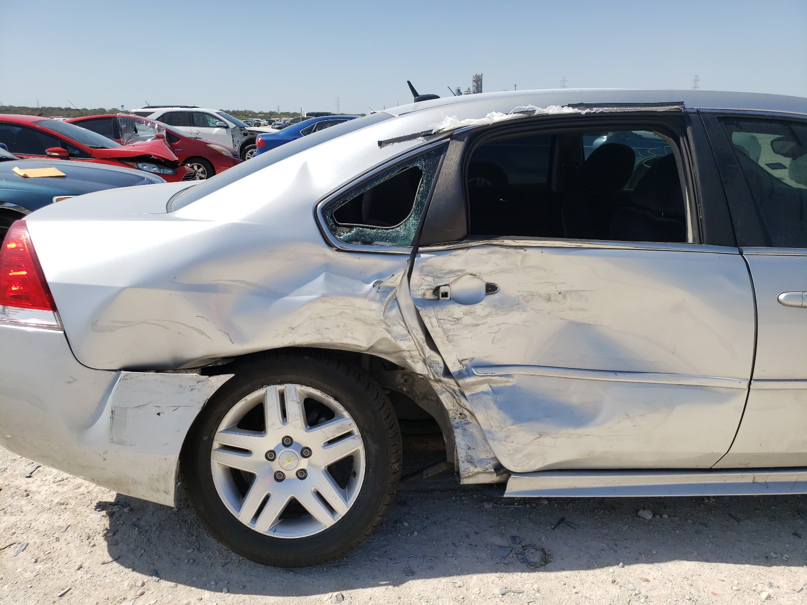 Photo 9 from auction – 2015 CHEVROLET IMPALA LIM with VIN 2G1WB5E31F1107567