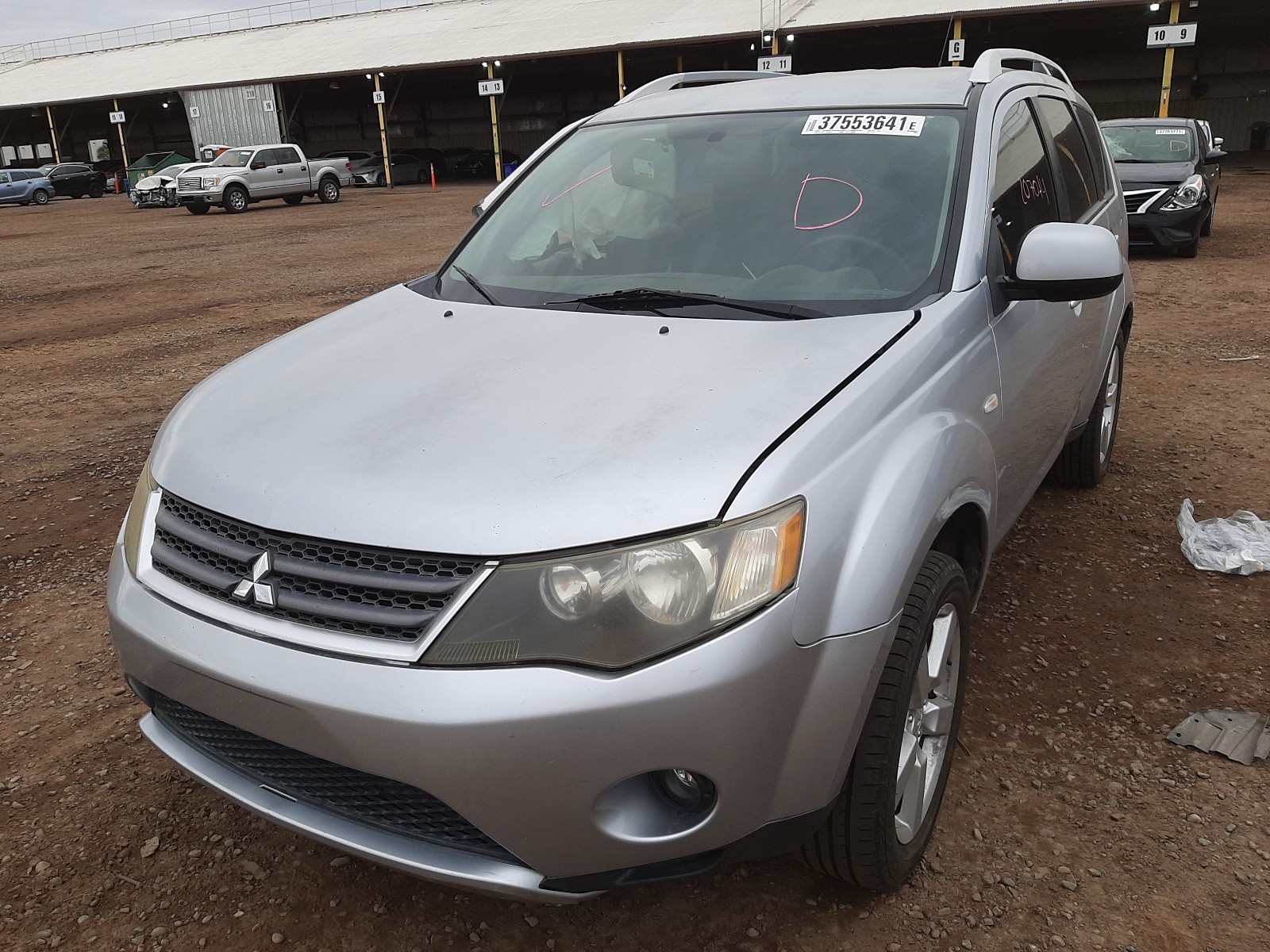 صورة رقم 2 من المزاد - 2007 MITSUBISHI OUTLANDER مع VIN JA4MS41X57U010079