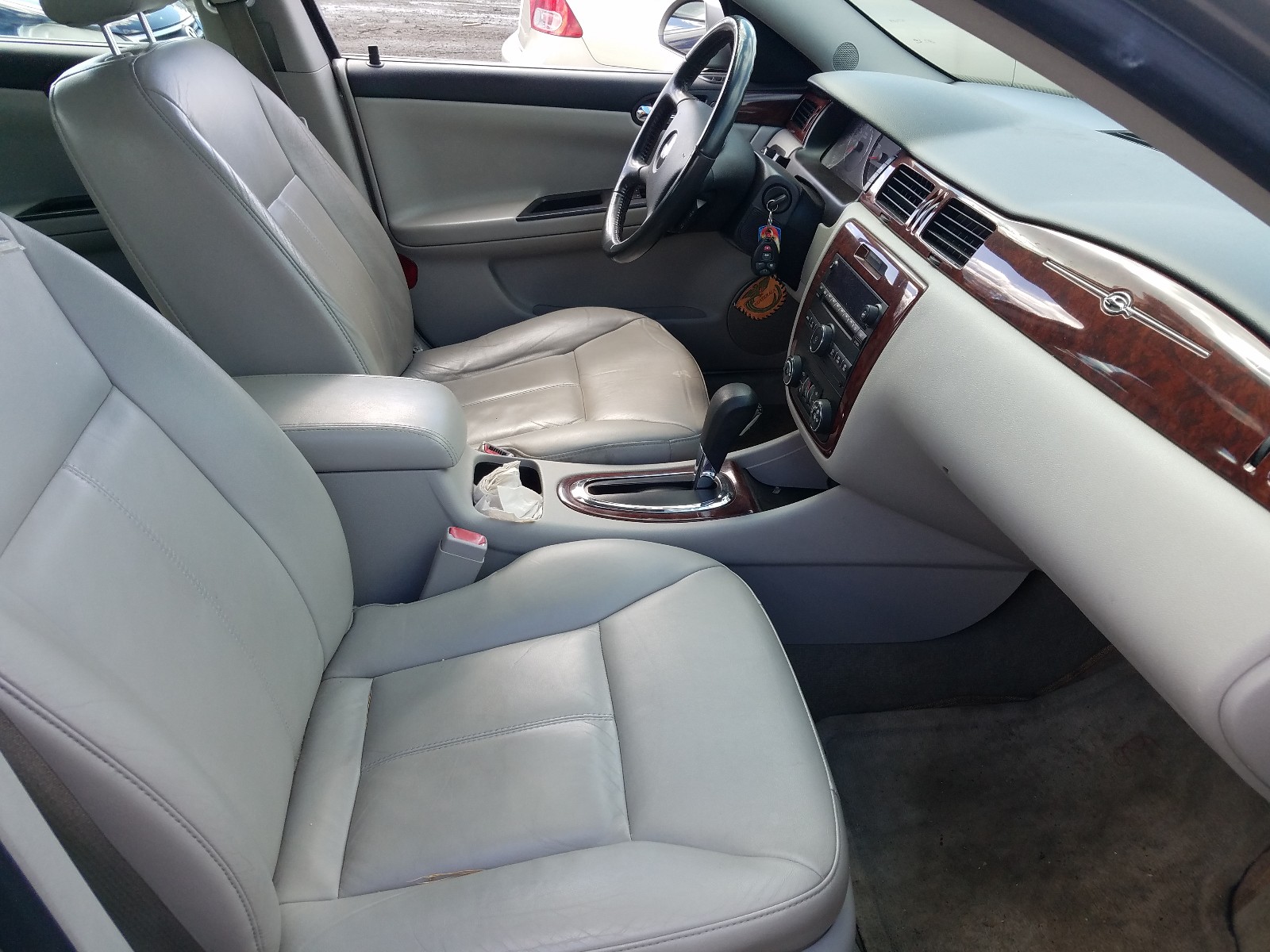 Photo 5 from auction – 2008 CHEVROLET IMPALA LTZ with VIN 2G1WU583281238564