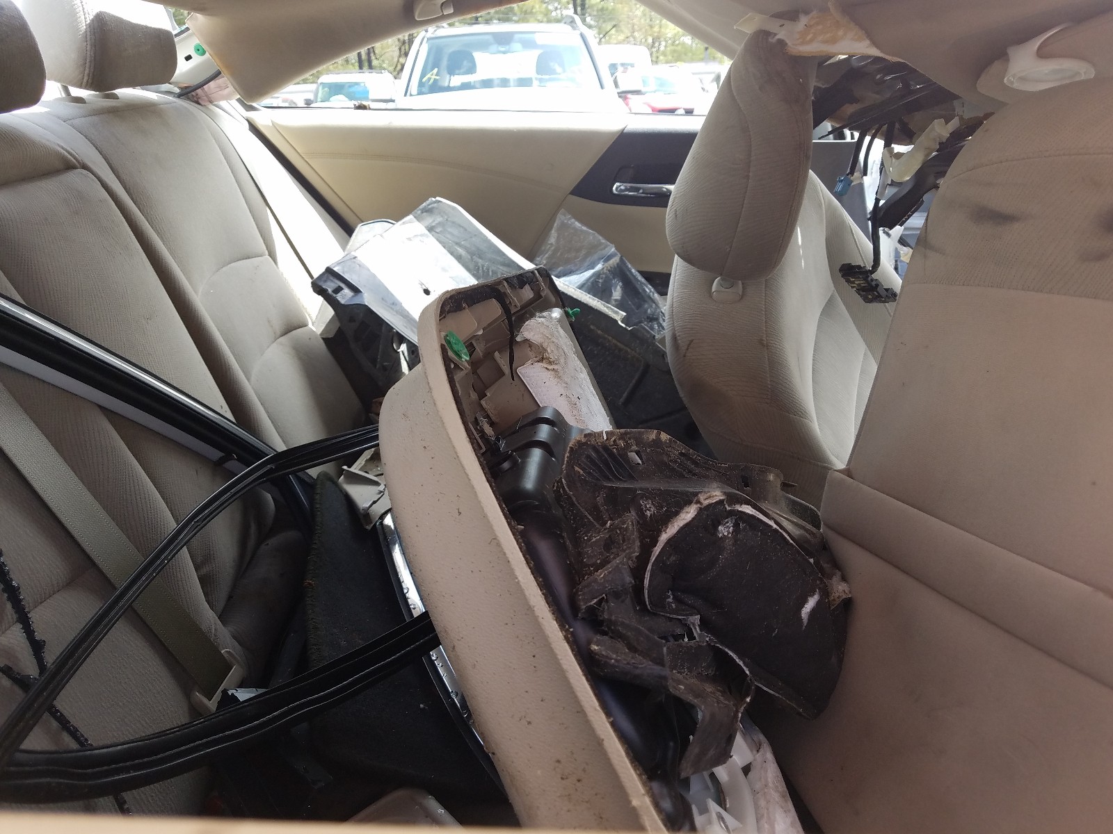 Photo 6 from auction – 2015 HONDA ACCORD EX with VIN 1HGCR2F7XFA112344