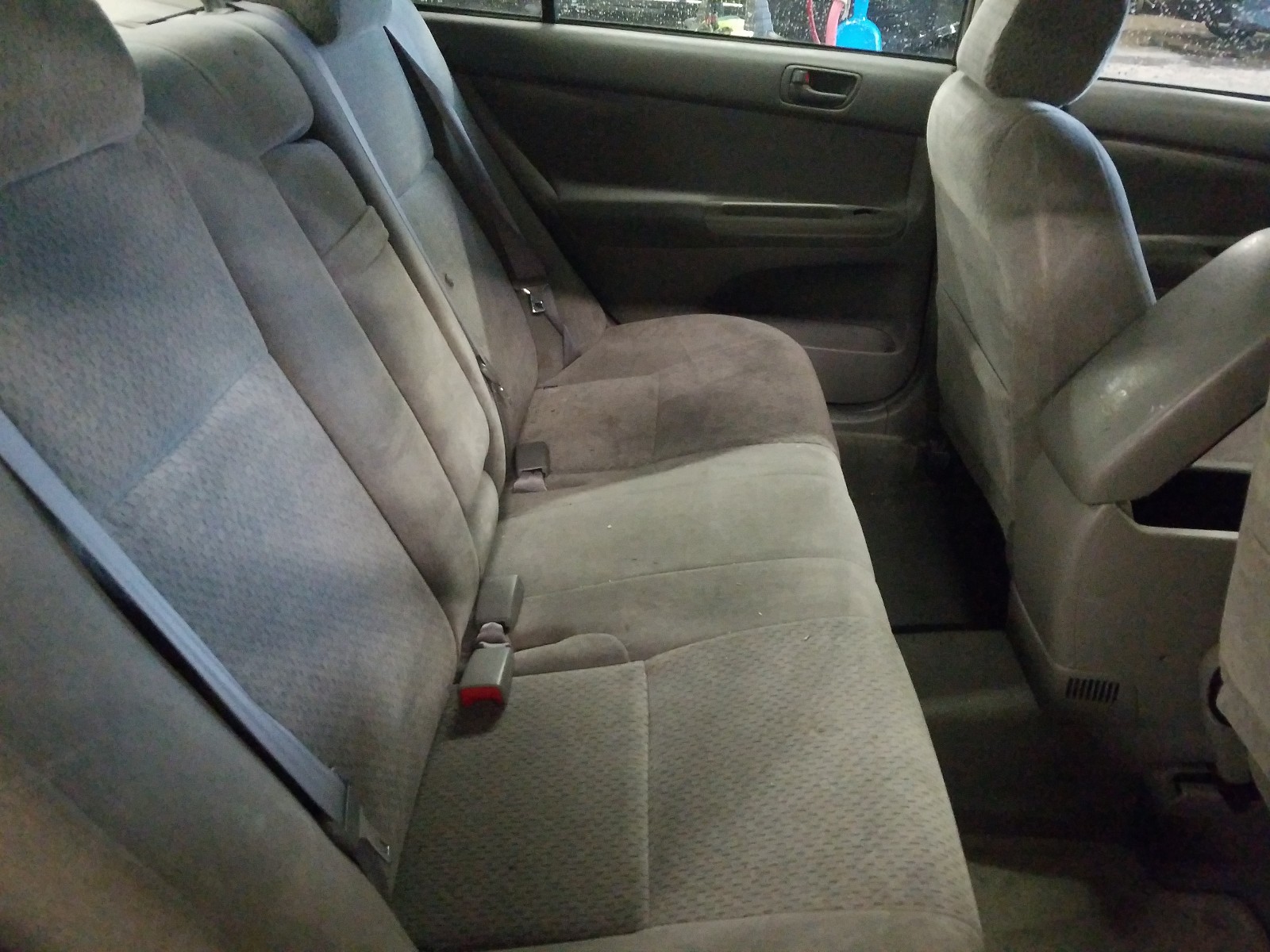 Photo 6 from auction – 2003 TOYOTA CAMRY LE with VIN 4T1BE32KX3U770189