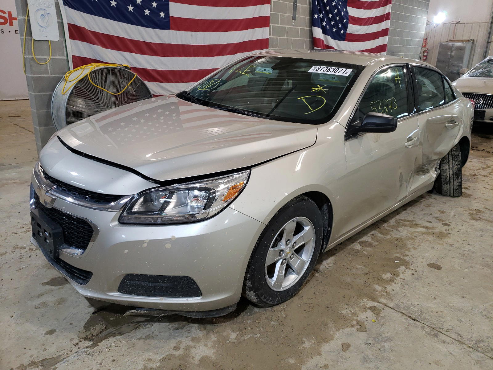 Photo 2 from auction – 2015 CHEVROLET MALIBU with VIN 1G11B5SL8FF266772