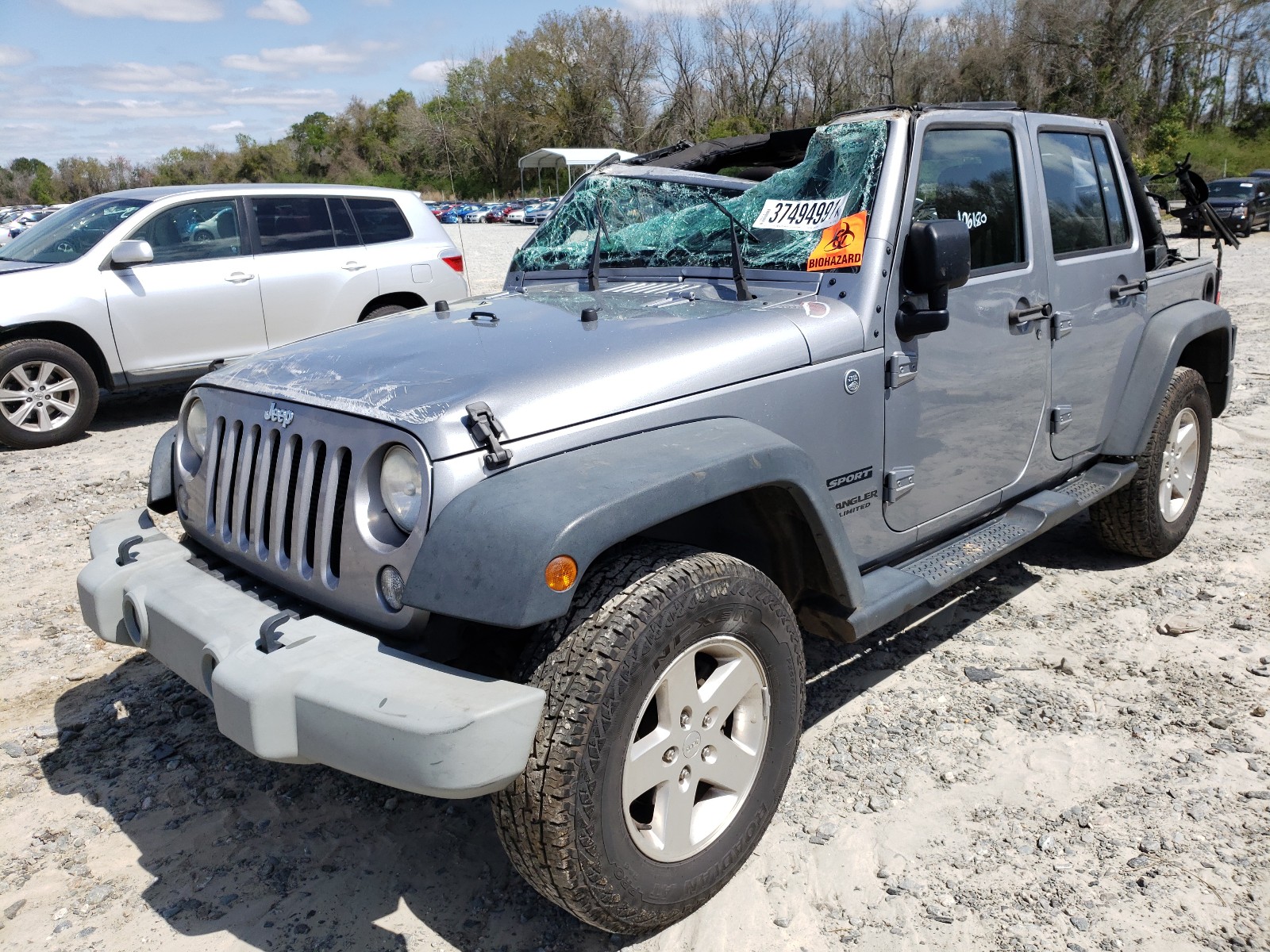 Photo 2 from auction – 2014 JEEP WRANGLER U with VIN 1C4BJWDG5EL232776