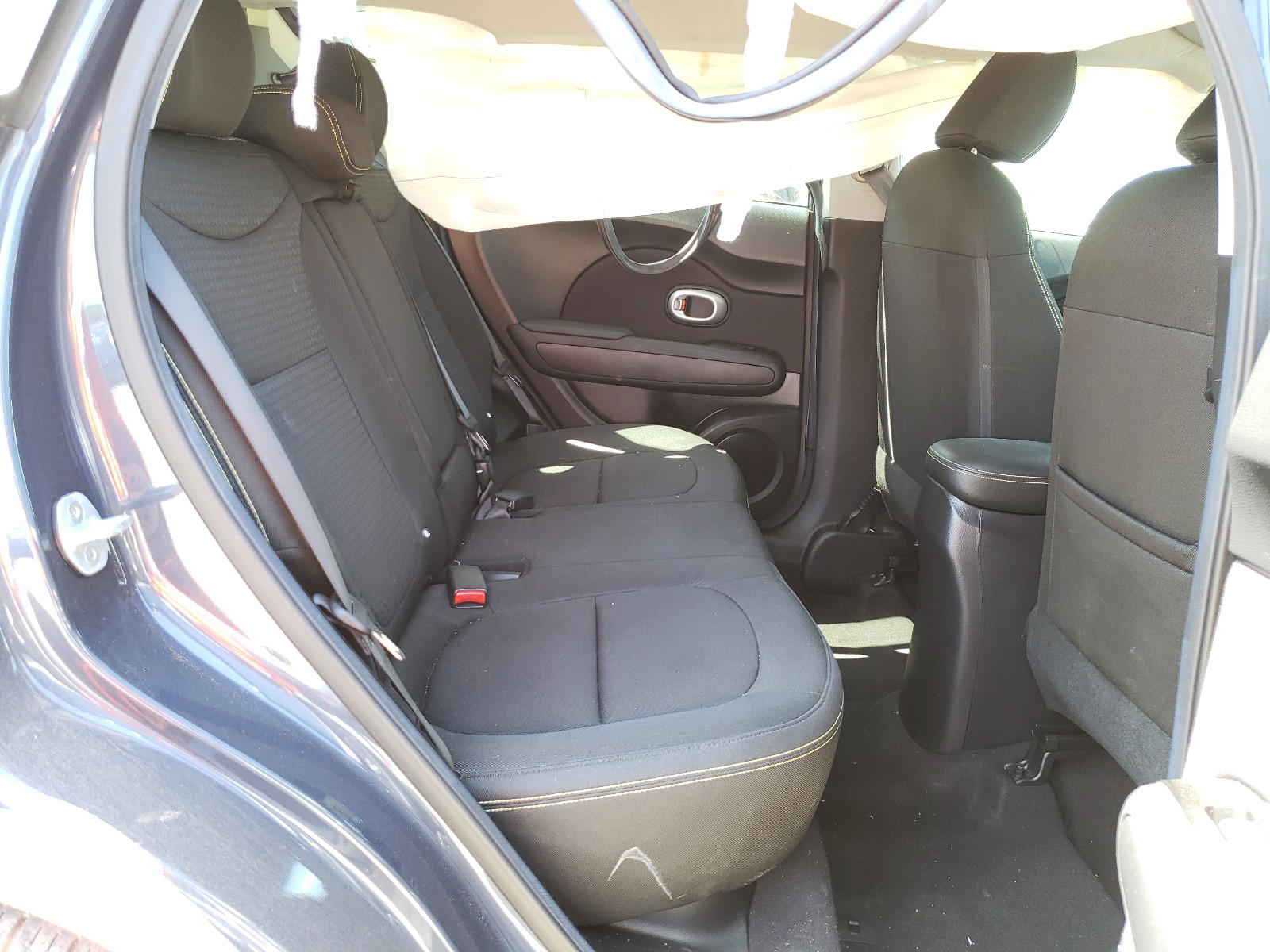 Photo 6 from auction – 2015 KIA SOUL with VIN KNDJP3A59F7194460