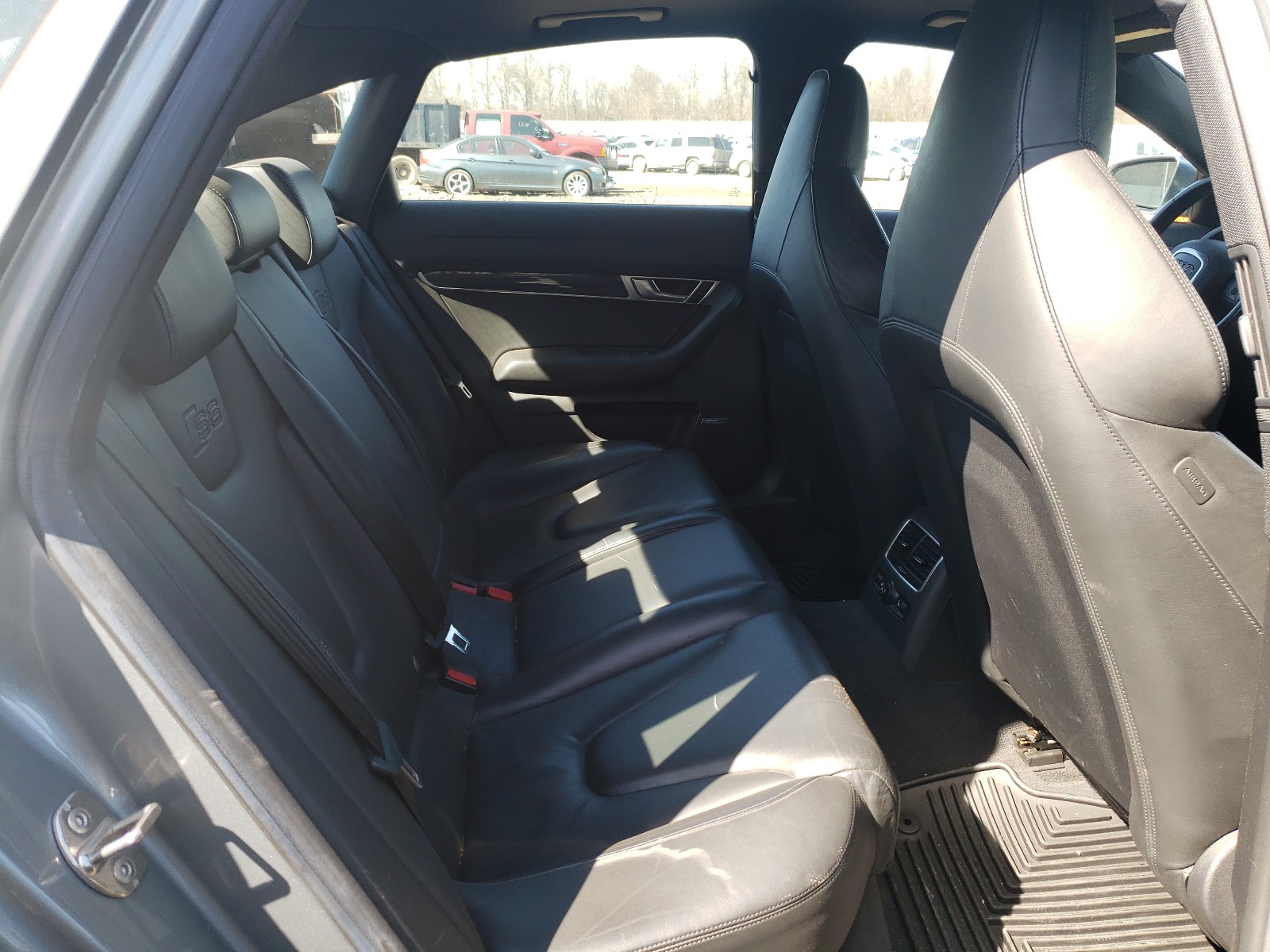 Photo 6 from auction – 2007 AUDI S6 QUATTRO with VIN WAUGN74F87N146163