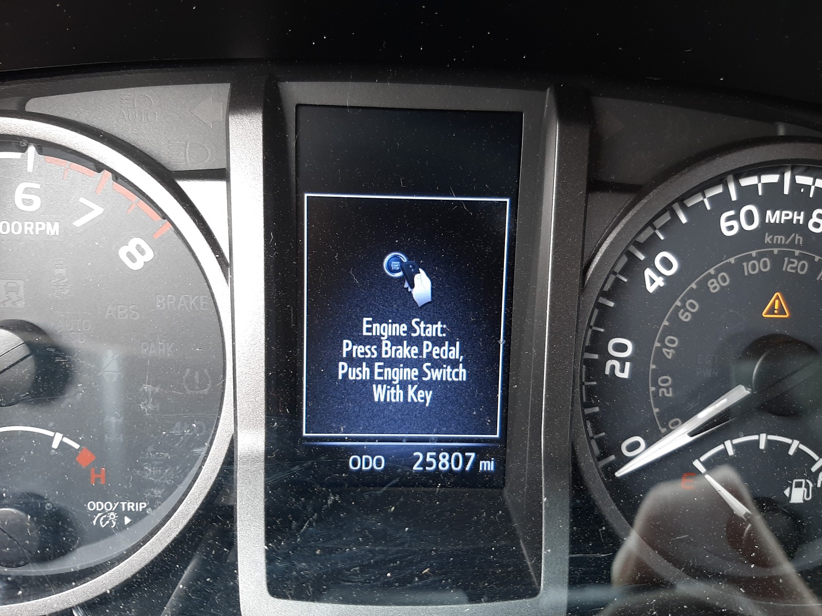 Photo 8 from auction – 2018 TOYOTA TACOMA DOU with VIN 3TMAZ5CN7JM077672