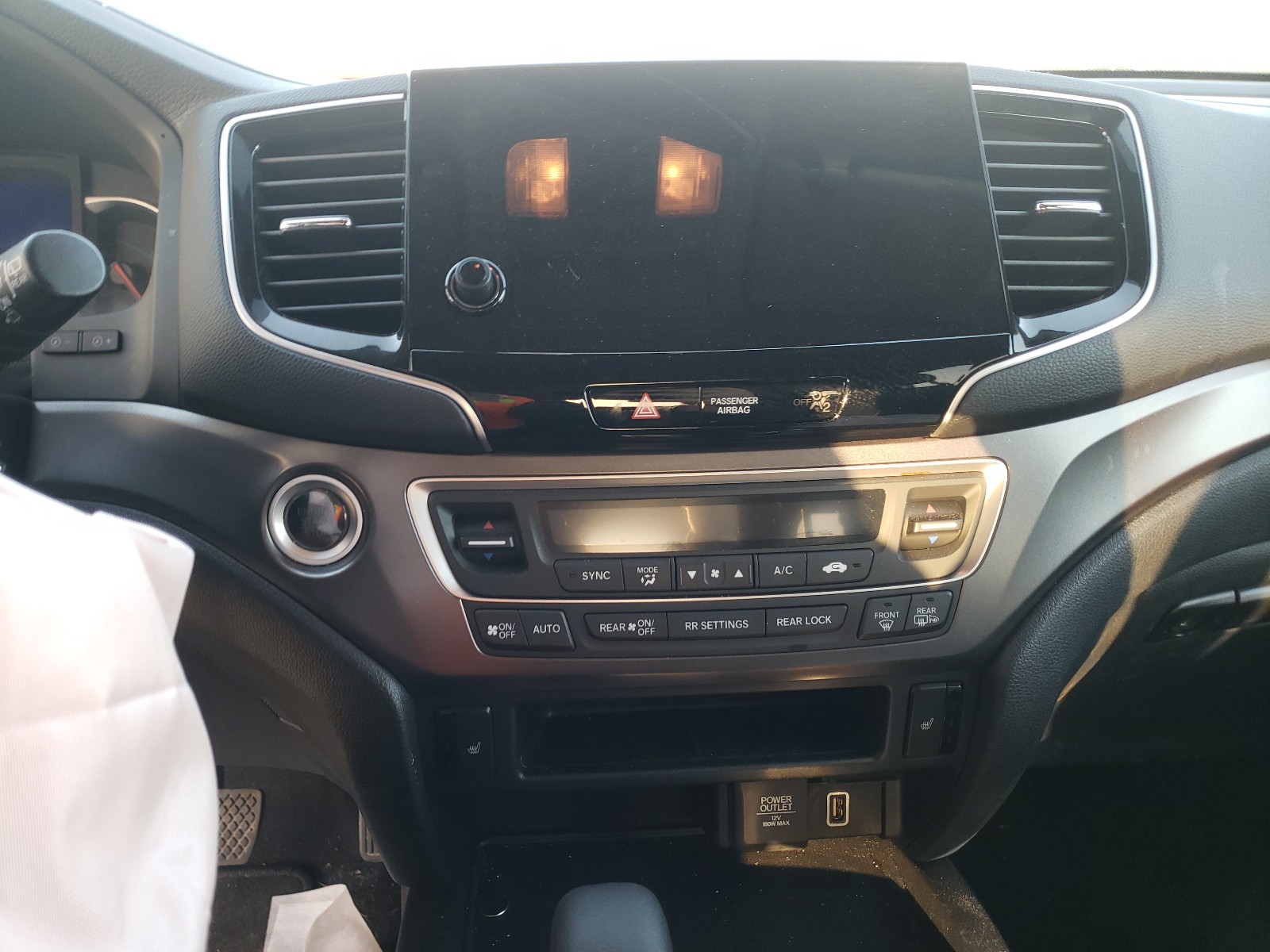 Photo 9 from auction – 2020 HONDA PILOT EXL with VIN 5FNYF6H57LB025746