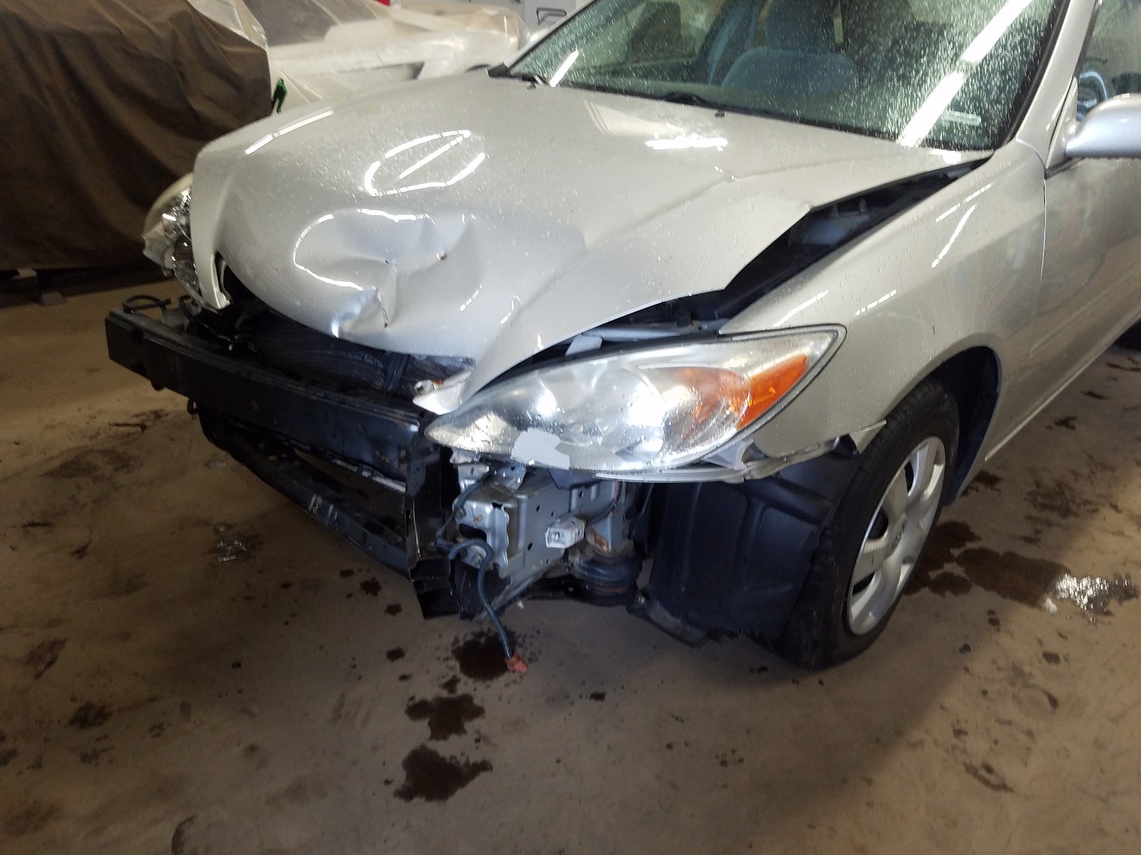 Photo 9 from auction – 2003 TOYOTA CAMRY LE with VIN 4T1BE32KX3U770189