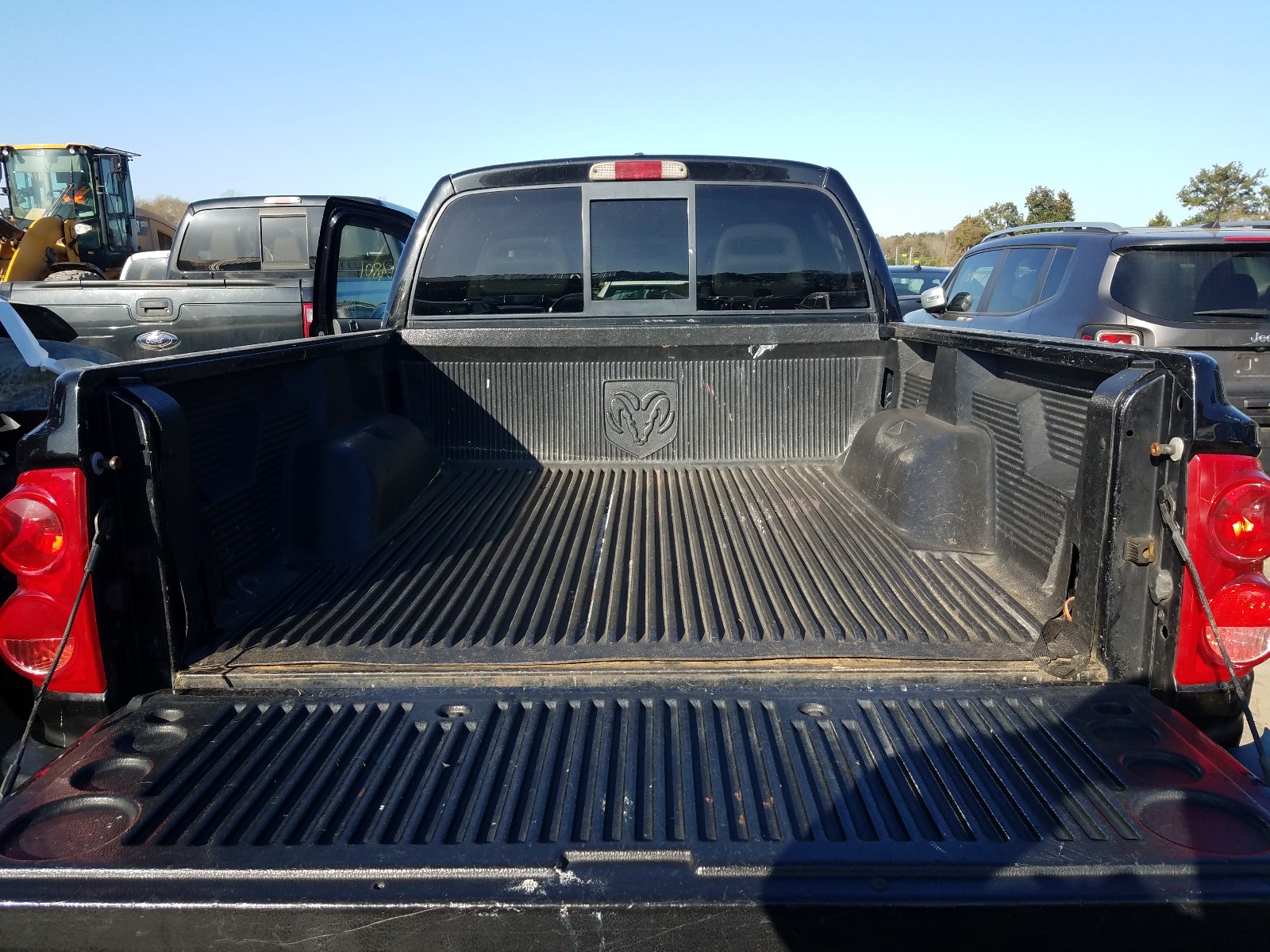 Photo 9 from auction – 2007 DODGE DAKOTA QUA with VIN 1D7HE48K97S180987