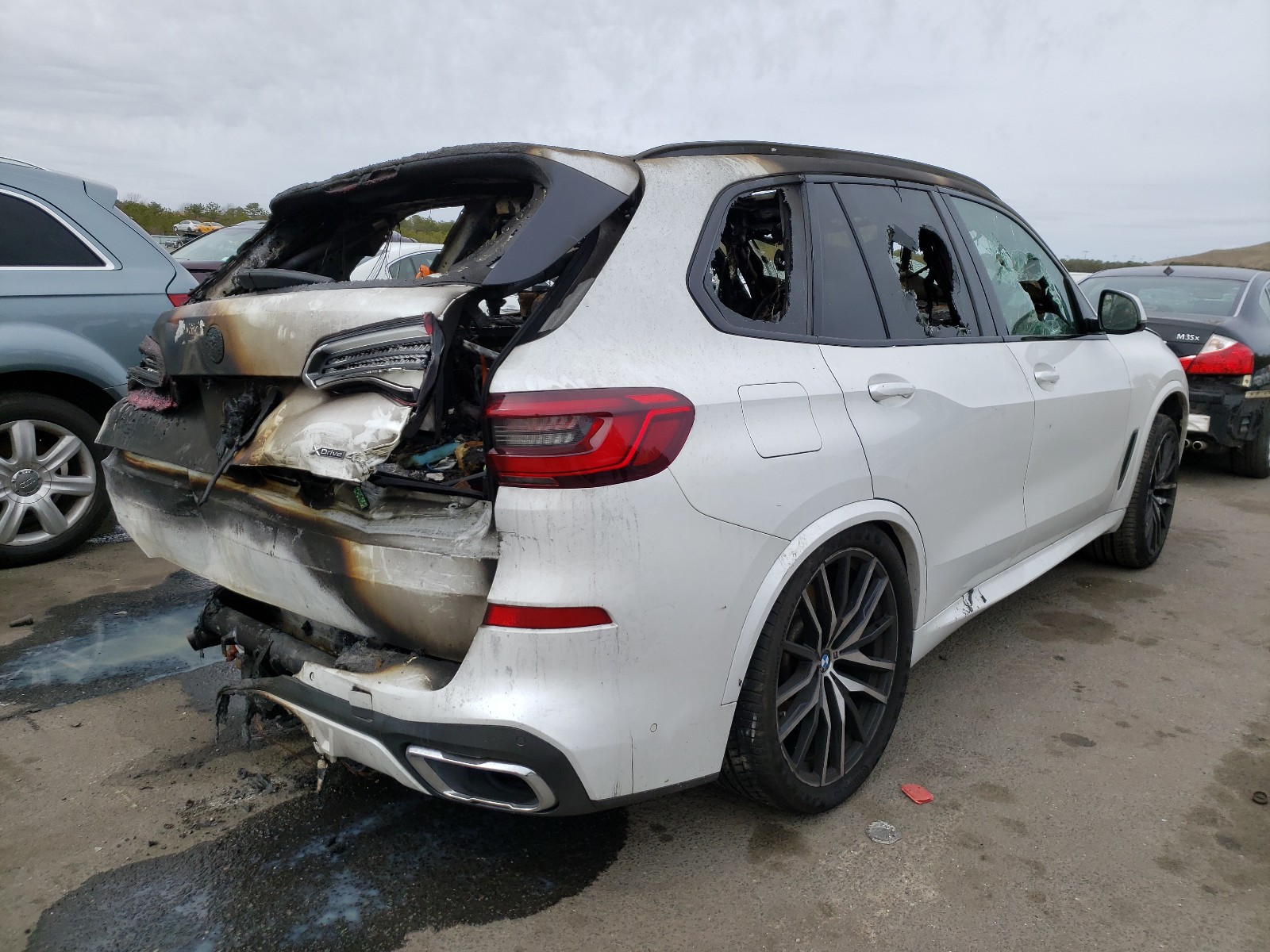 Photo 4 from auction – 2019 BMW X5 XDRIVE4 with VIN 5UXCR6C56KLL06391