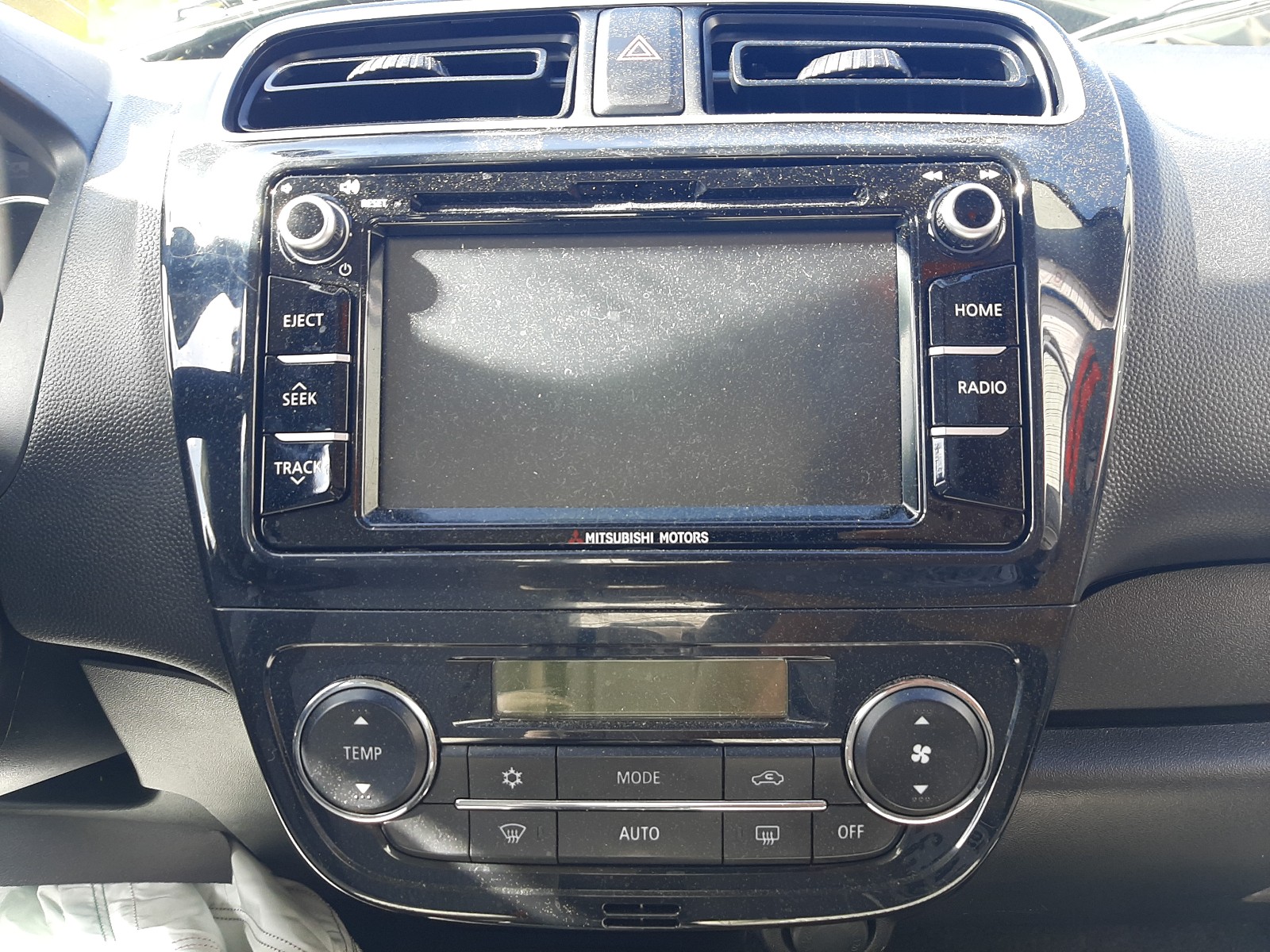 Photo 9 from auction – 2019 MITSUBISHI MIRAGE G4 with VIN ML32F4FJ4KHF05547
