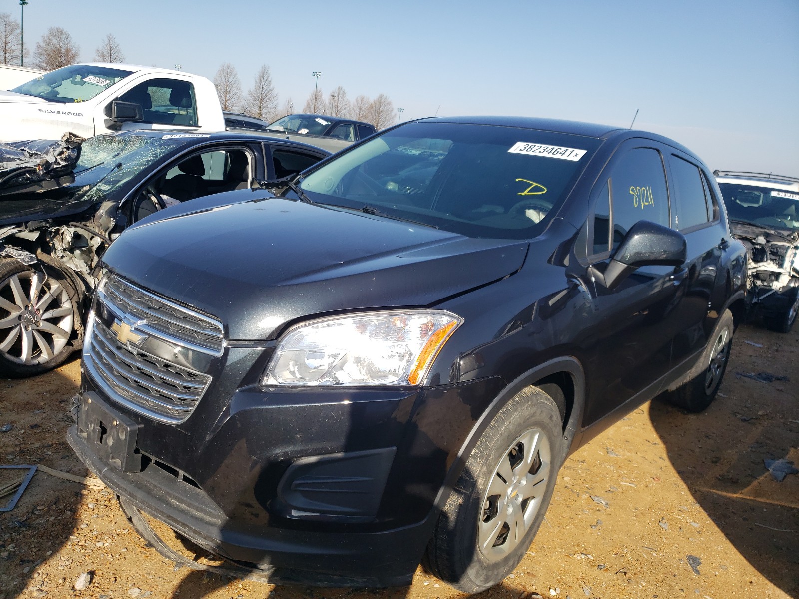 Photo 2 from auction – 2016 CHEVROLET TRAX LS with VIN KL7CJKSB3GB684431