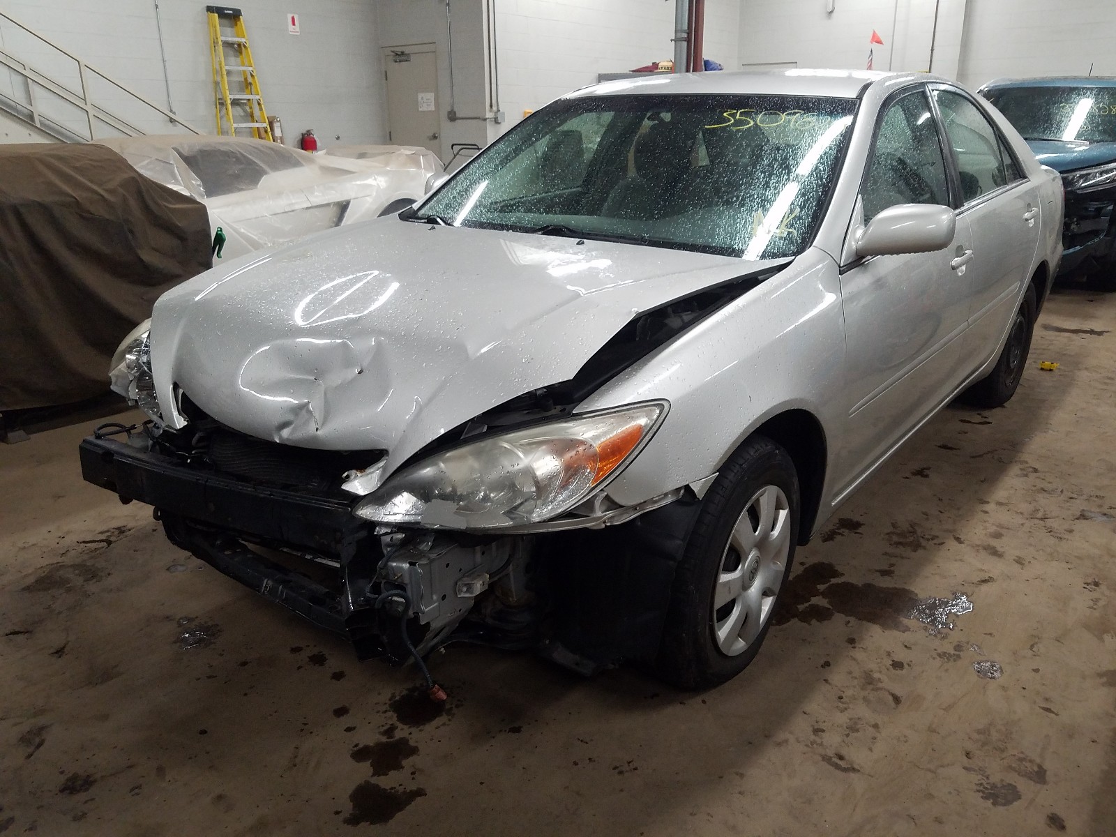 Photo 2 from auction – 2003 TOYOTA CAMRY LE with VIN 4T1BE32KX3U770189