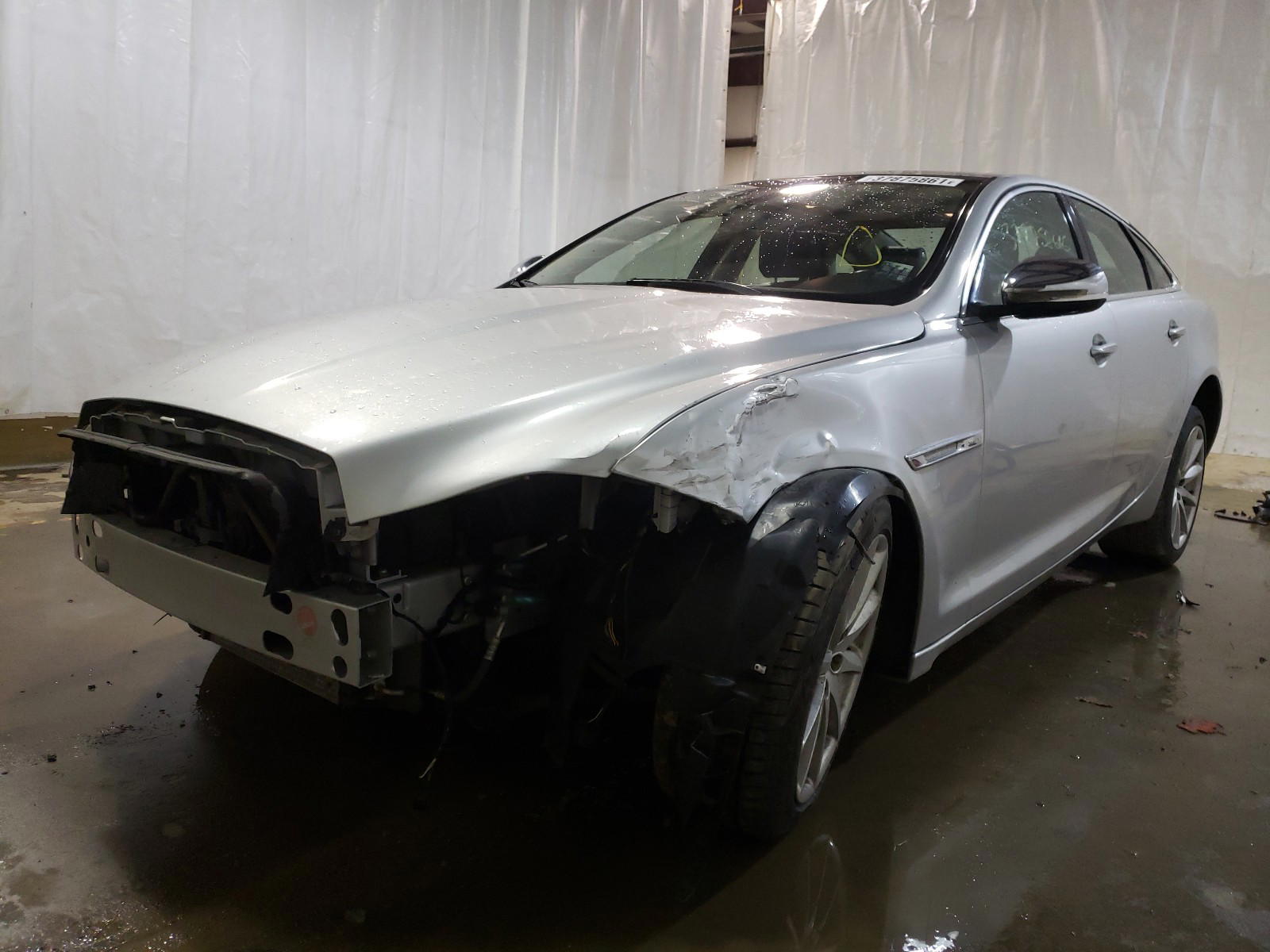 Photo 2 from auction – 2014 JAGUAR XJ with VIN SAJWJ1CD4E8V61212