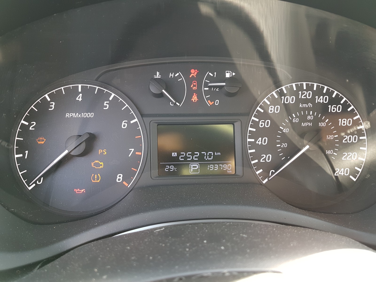 Photo 8 from auction – 2014 NISSAN SENTRA S with VIN 3N1AB7AP0EL696696