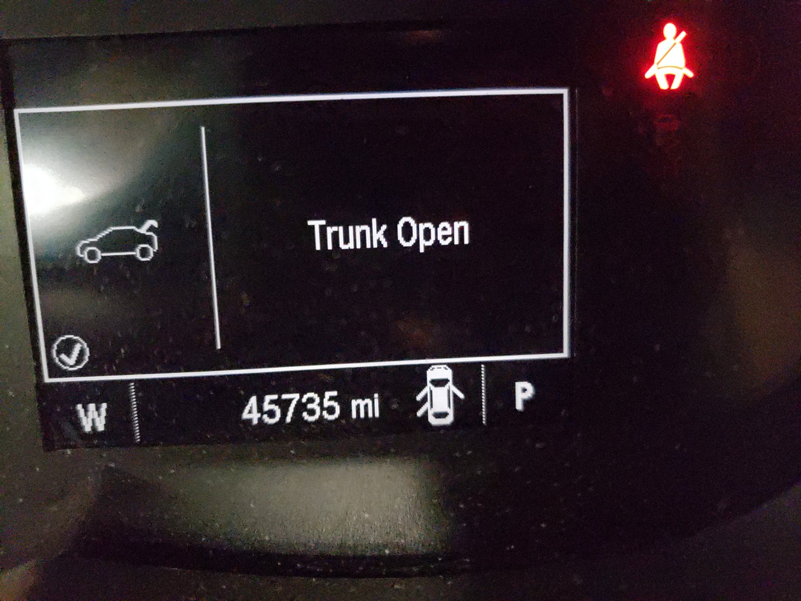 Photo 8 from auction – 2018 CHEVROLET TRAX LS with VIN 3GNCJKSB0JL372096