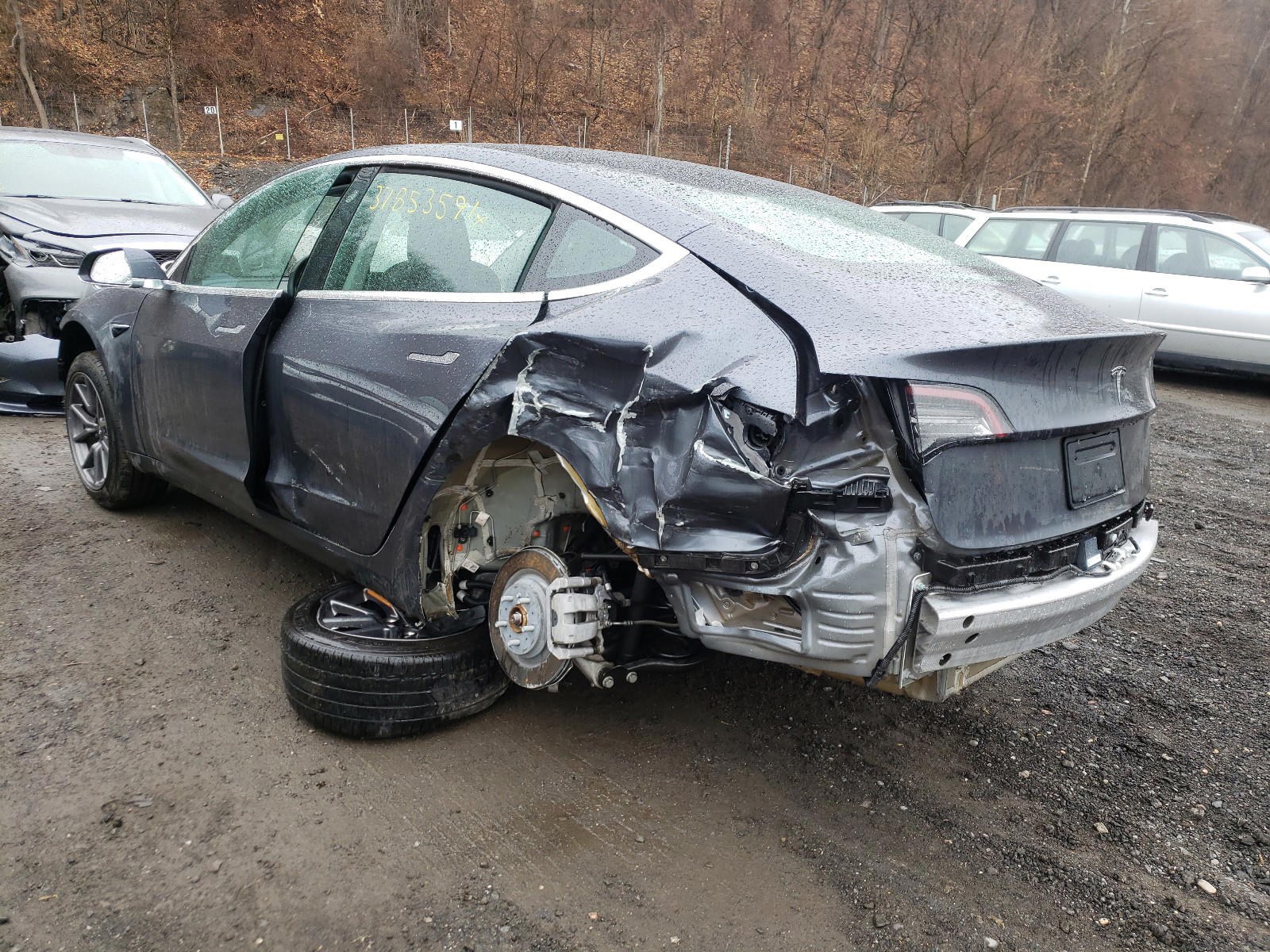 Photo 3 from auction – 2019 TESLA MODEL 3 with VIN 5YJ3E1EA7KF406402