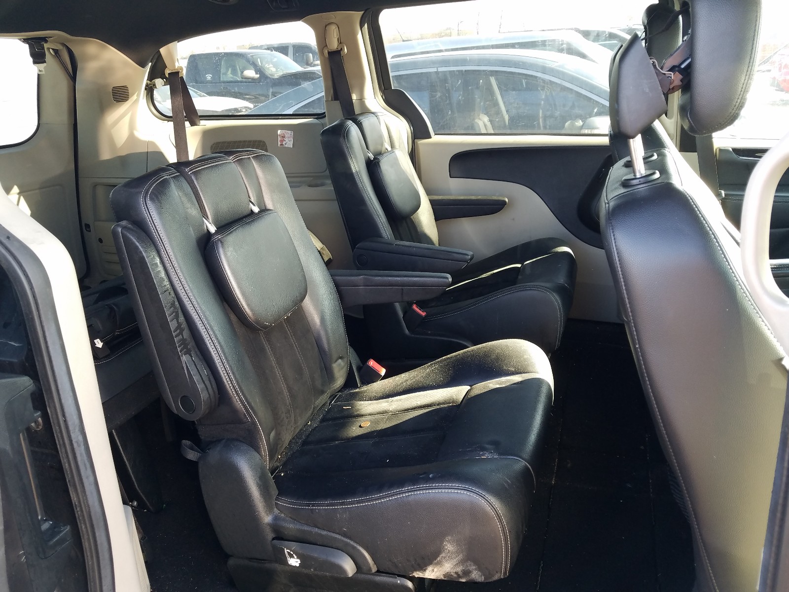 Zdjęcie 6 z aukcji – 2017 DODGE GRAND CARA z VIN 2C4RDGCG0HR678231
