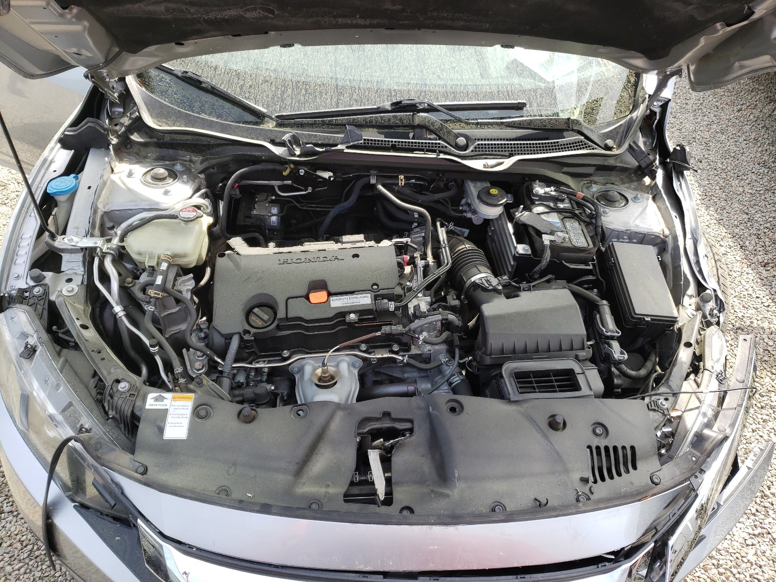 Photo 7 from auction – 2016 HONDA CIVIC LX with VIN 19XFC2F51GE015043