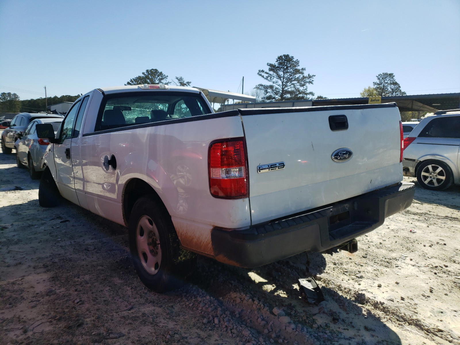 Photo 3 from auction – 2005 FORD F150 with VIN 1FTVF12545NC01638