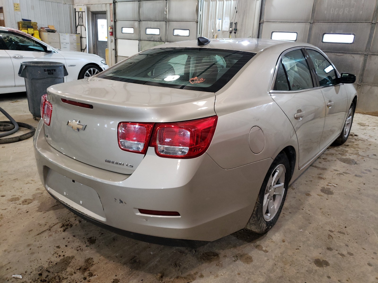 Zdjęcie 4 z aukcji – 2015 CHEVROLET MALIBU z VIN 1G11B5SL8FF266772