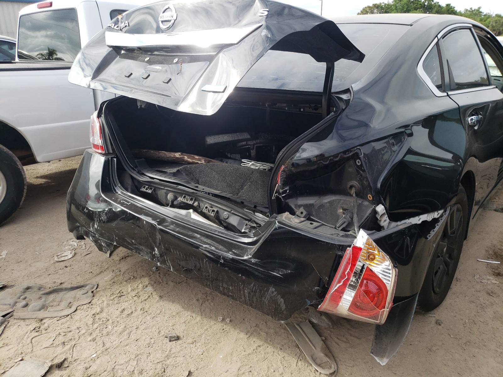 Photo 9 from auction – 2013 NISSAN ALTIMA 2.5 with VIN 1N4AL3AP2DC163090