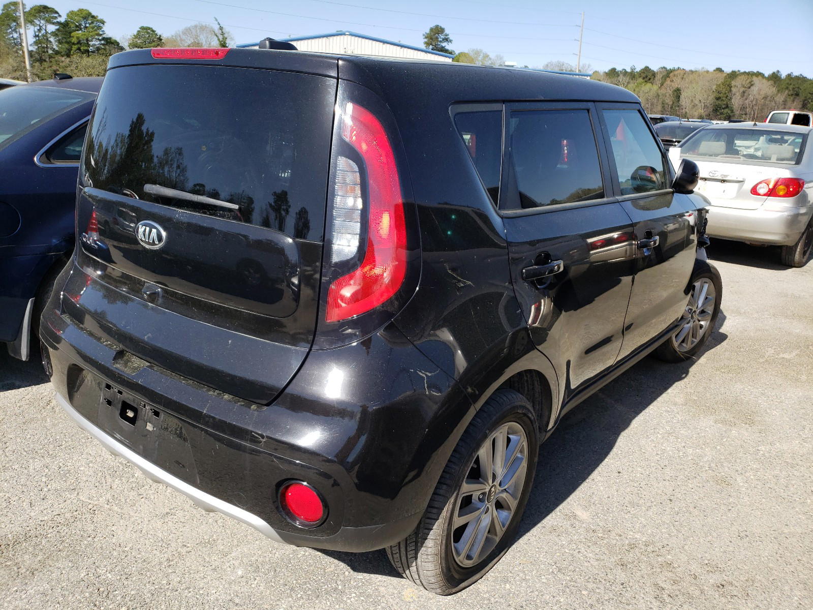 Photo 4 from auction – 2017 KIA SOUL + with VIN KNDJP3A51H7444146