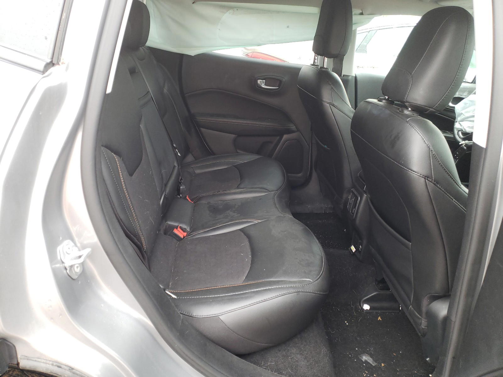 Photo 6 from auction – 2019 JEEP COMPASS LA with VIN 3C4NJDBB3KT834276