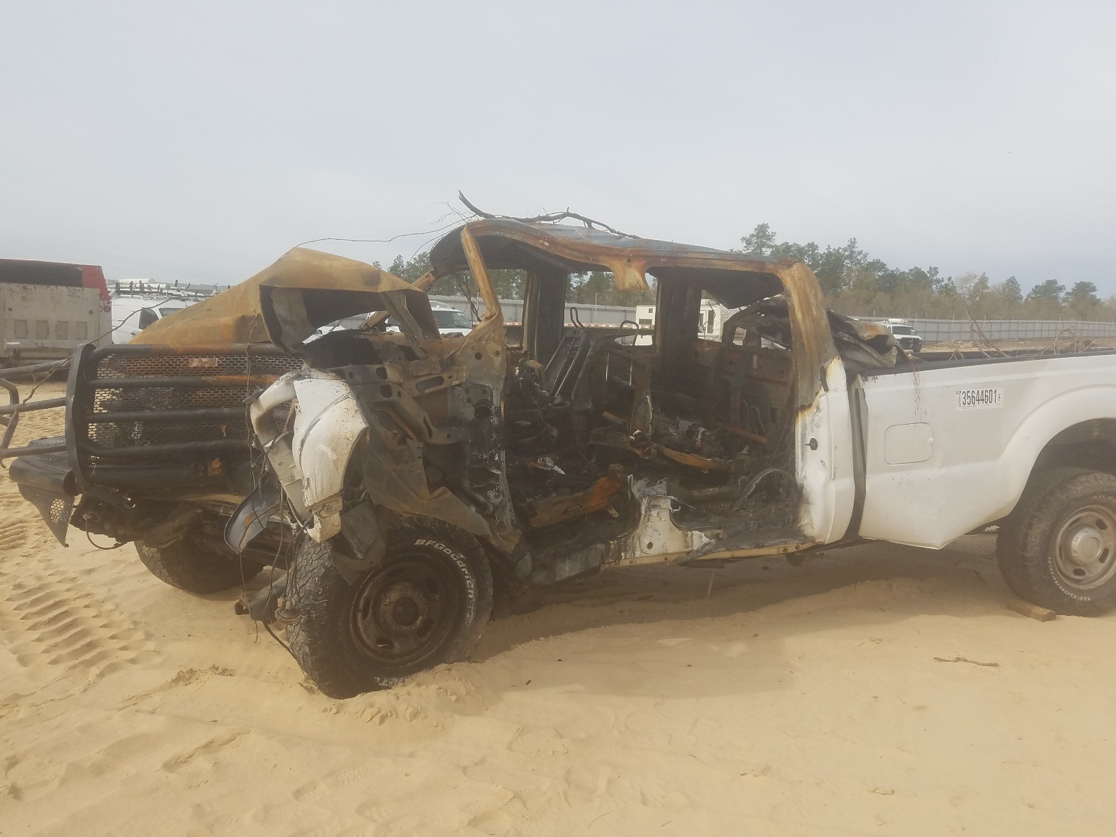 Photo 10 from auction – 2013 FORD F350 SUPER with VIN 1FT8W3BT2DEB10910