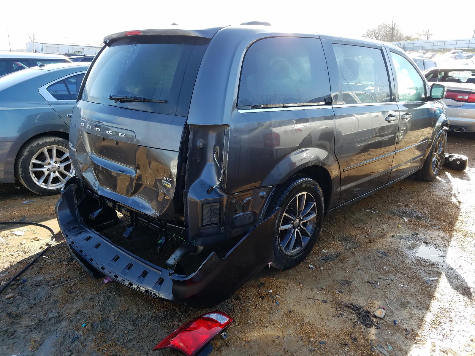 Photo 4 from auction – 2017 DODGE GRAND CARA with VIN 2C4RDGCG0HR678231
