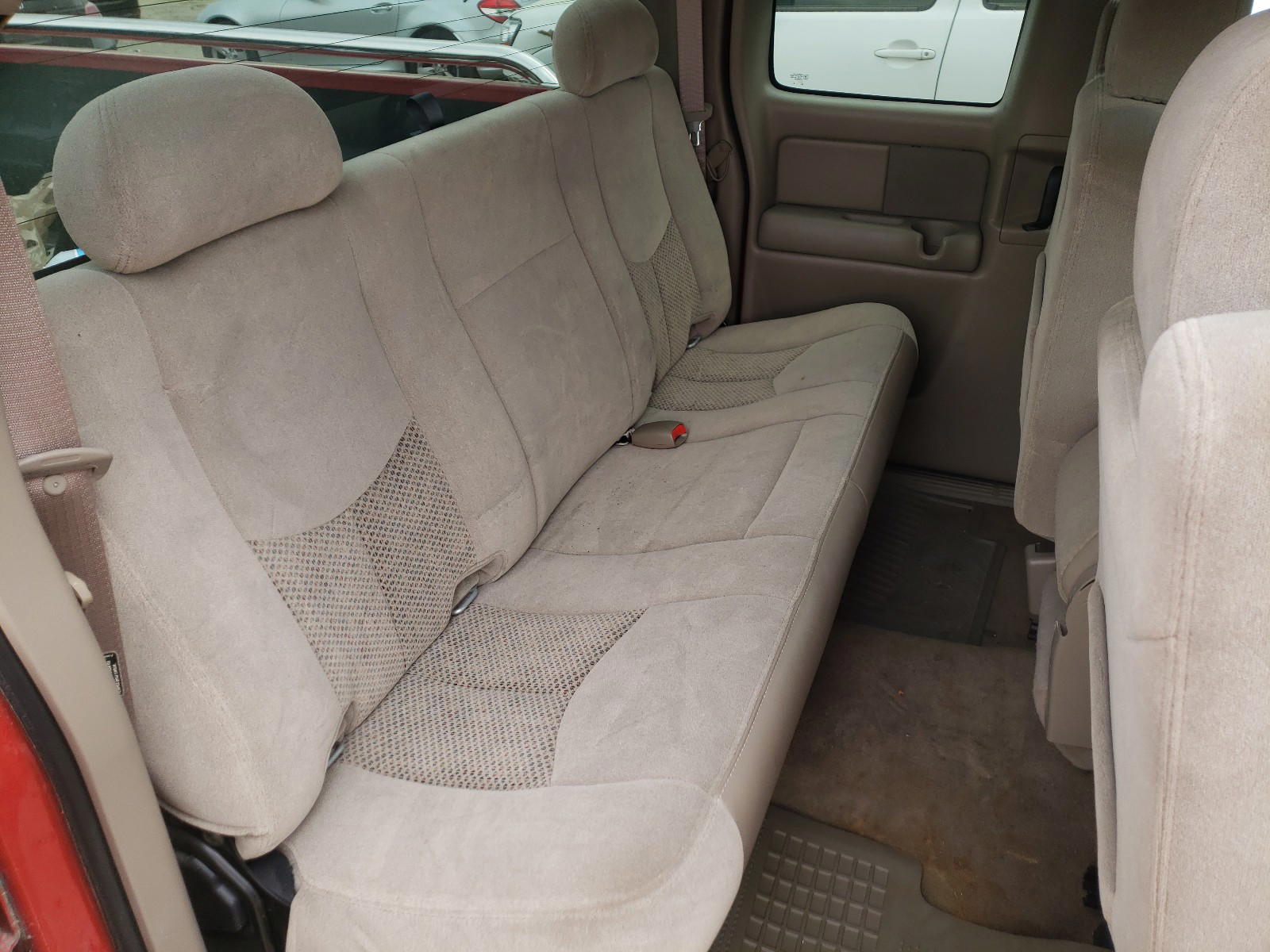 Photo 6 from auction – 2005 CHEVROLET SILVERADO with VIN 2GCEC19T651151923