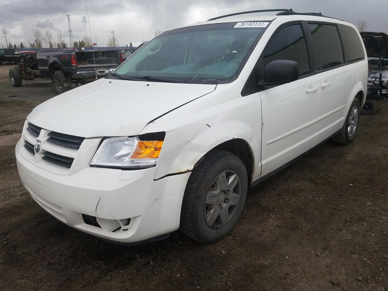 Photo 2 from auction – 2010 DODGE GRAND CARA with VIN 2D4RN4DE1AR465161