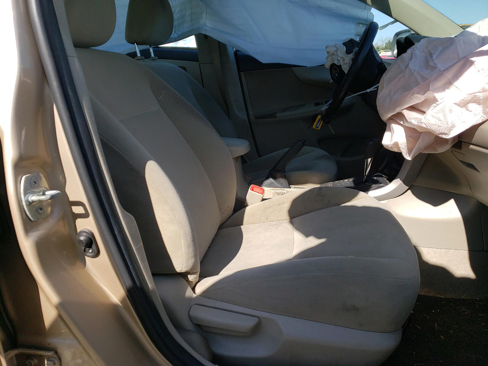 Photo 5 from auction – 2013 TOYOTA COROLLA BA with VIN 5YFBU4EE1DP183879