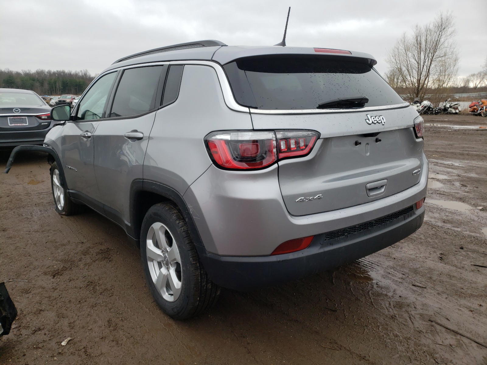 Photo 3 from auction – 2019 JEEP COMPASS LA with VIN 3C4NJDBB3KT834276