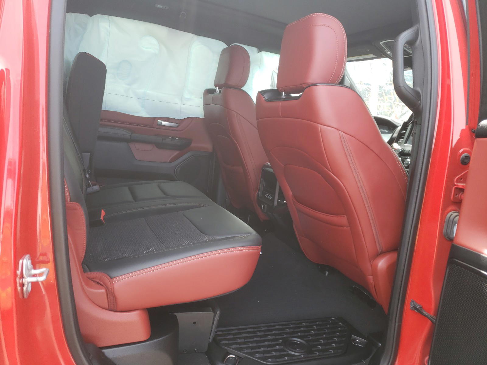Photo 9 from auction – 2019 DODGE RAM 1500 with VIN 1C6SRFLT0KN676131